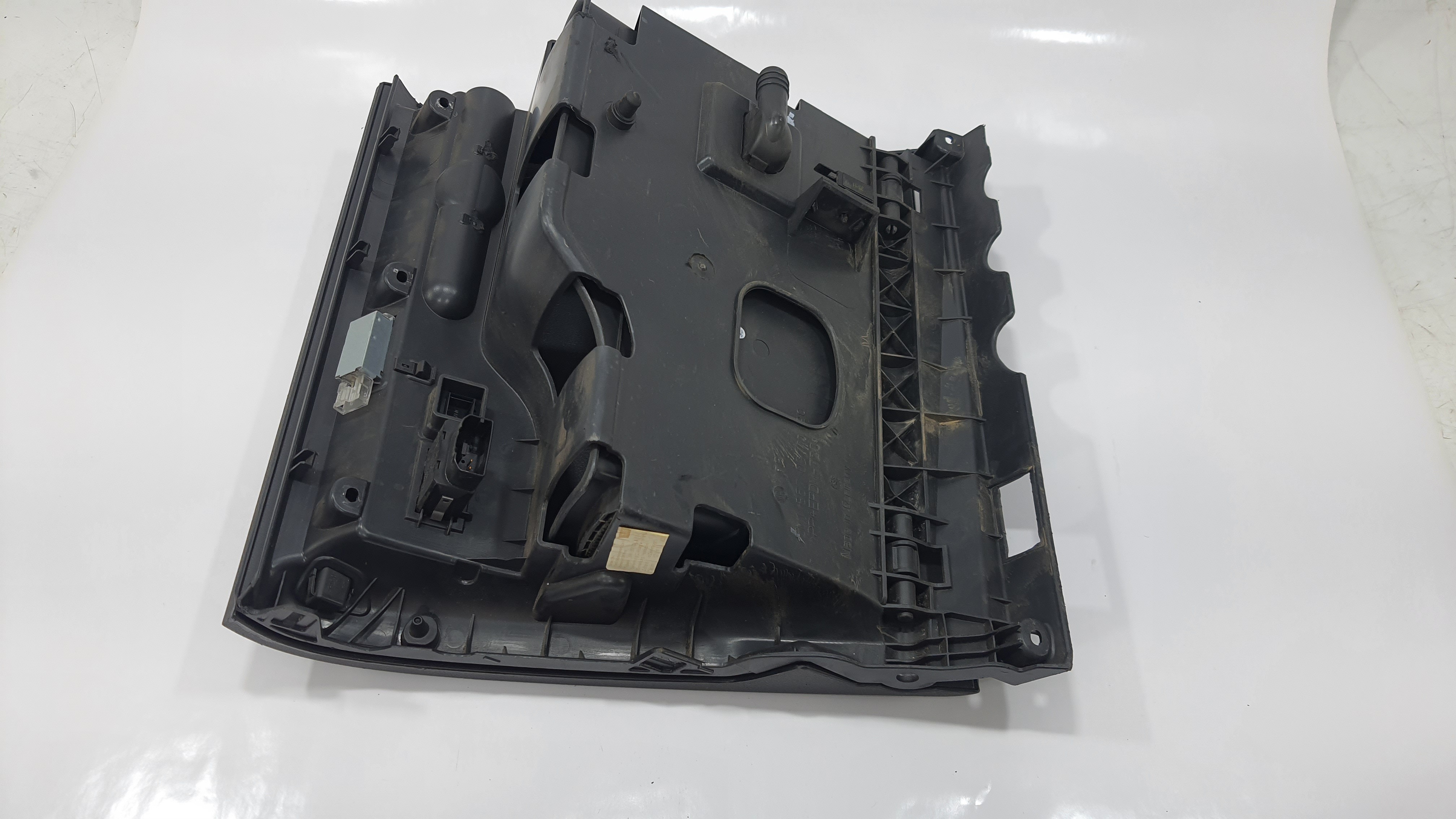 Porta Luvas Volkswagen Tiguan 2012 V2249 2