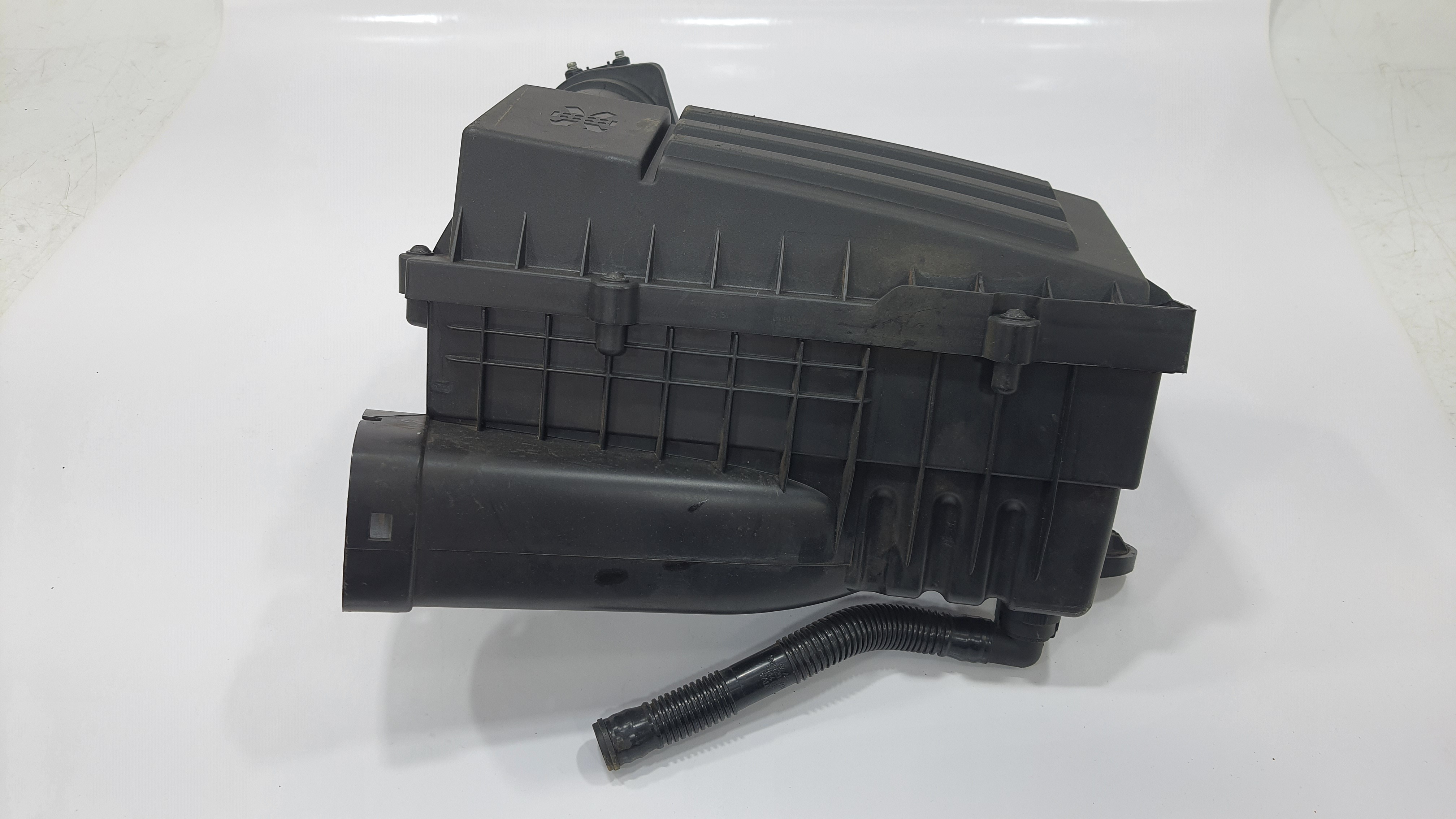 Caixa Filtro De Ar Volkswagen Tiguan Tsi 2012 V2249 6