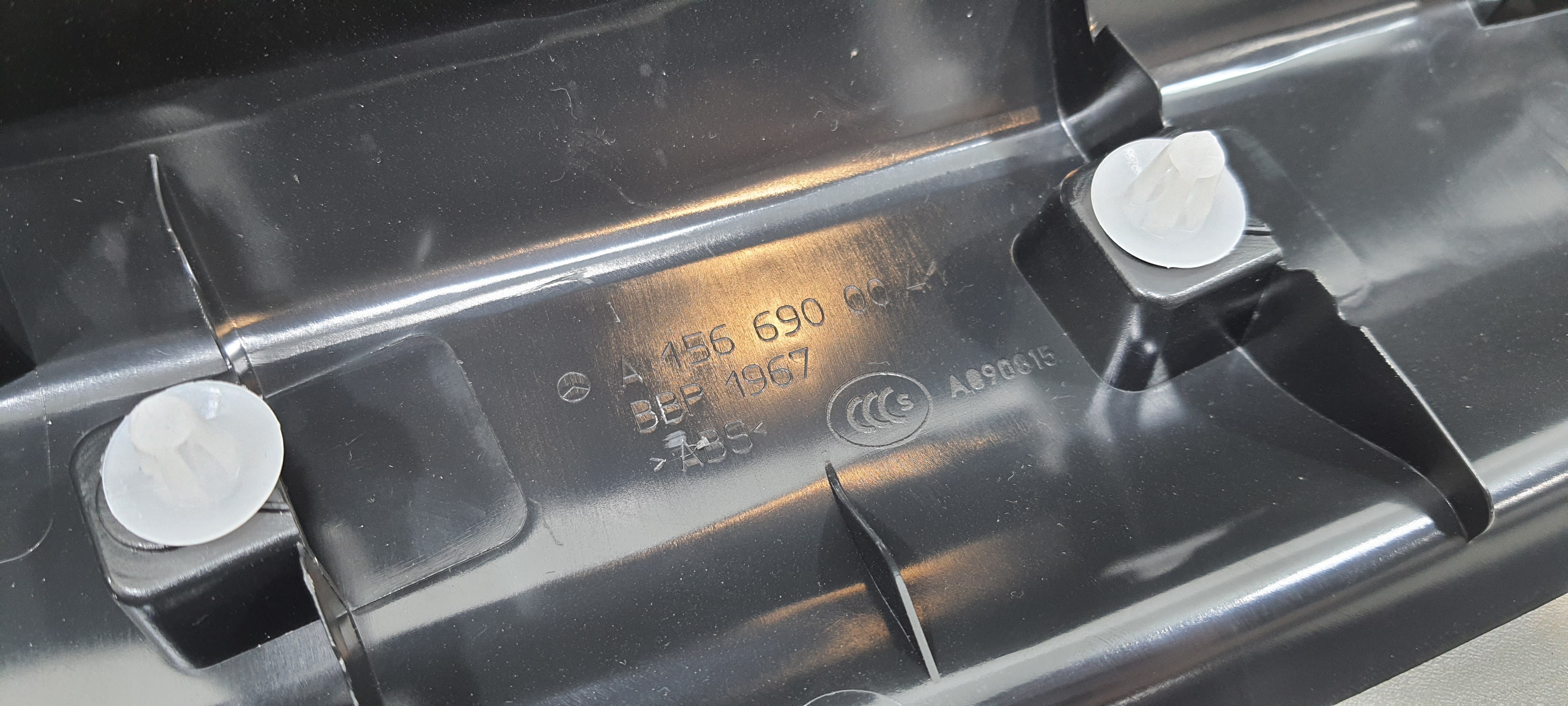 Acabamento Painel Traseiro Mercedes Gla 200 1.6 2018 V2268 5
