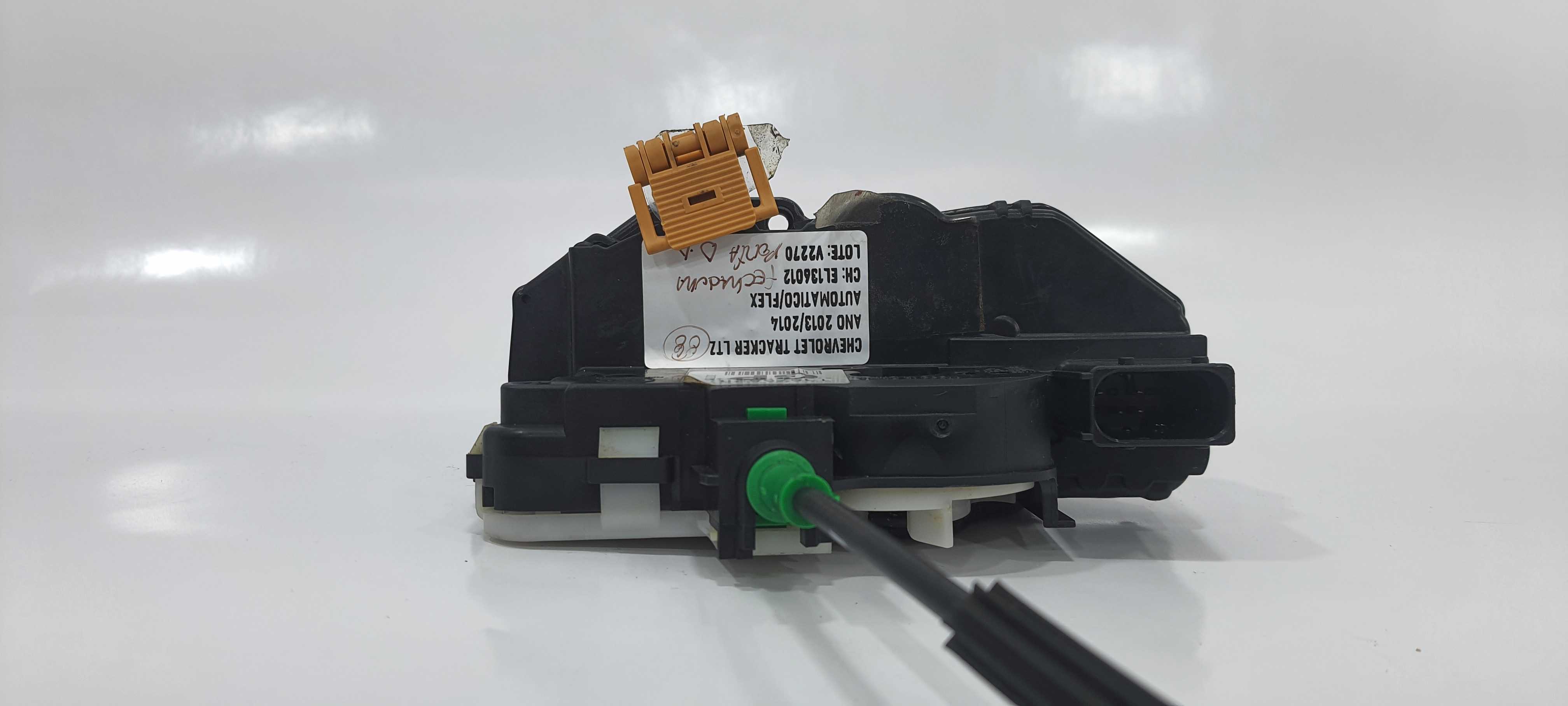 Fechadura Dianteira Direita Chevrolet Tracker 2014 V2270 2