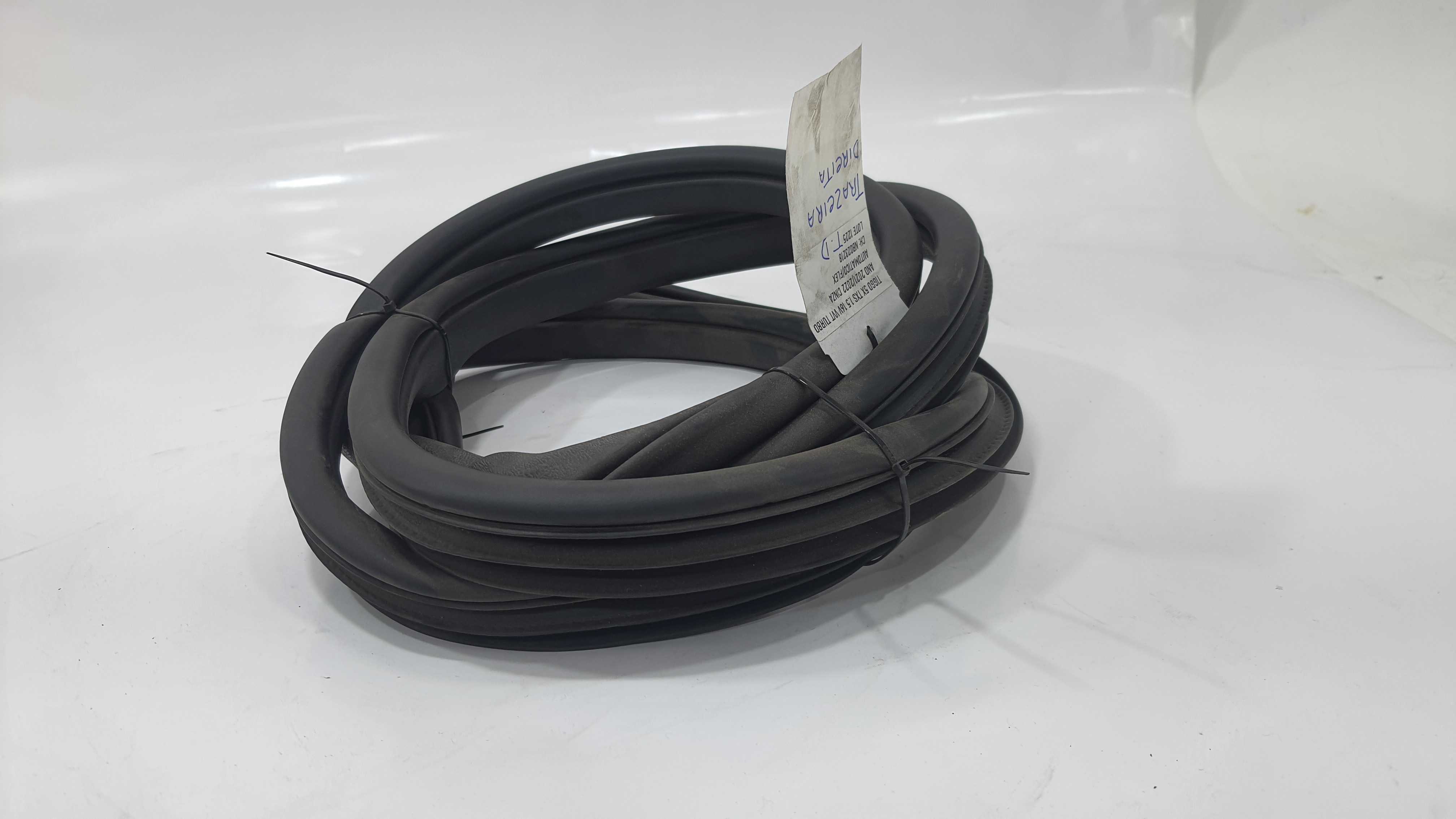 Borracha Traseira Direita Tiggo 5x Turbo 2022 V1225 Preta 3