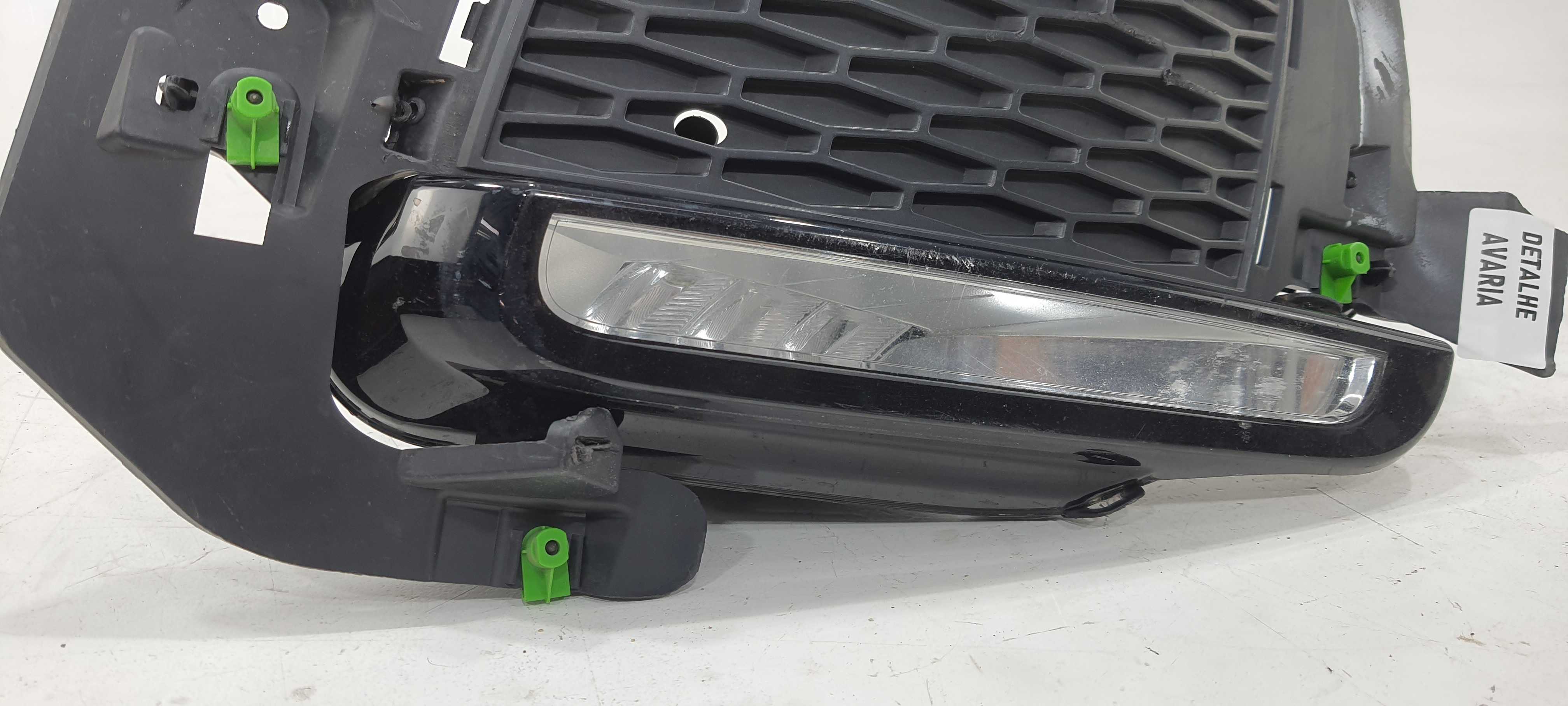 Farol Milha Com Grade Evoque Detalhe 2017 V2266 3