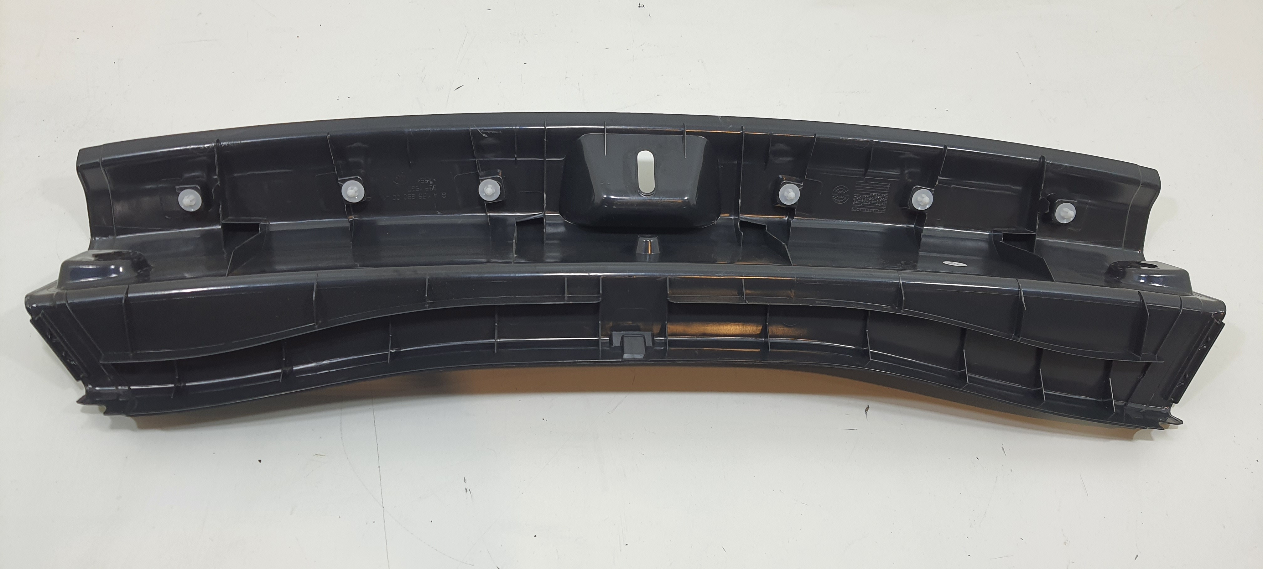 Acabamento Painel Traseiro Mercedes Gla 200 1.6 2018 V2268 4
