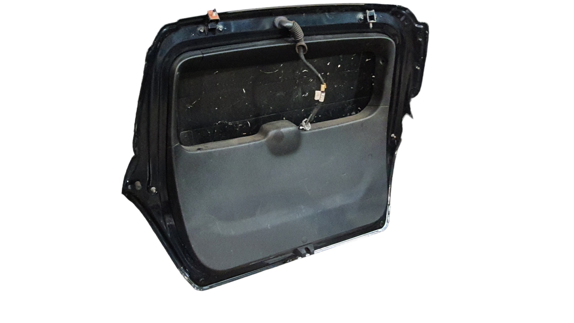 Tampa Traseira Tracker Ltz Ano 2014 V2260 7