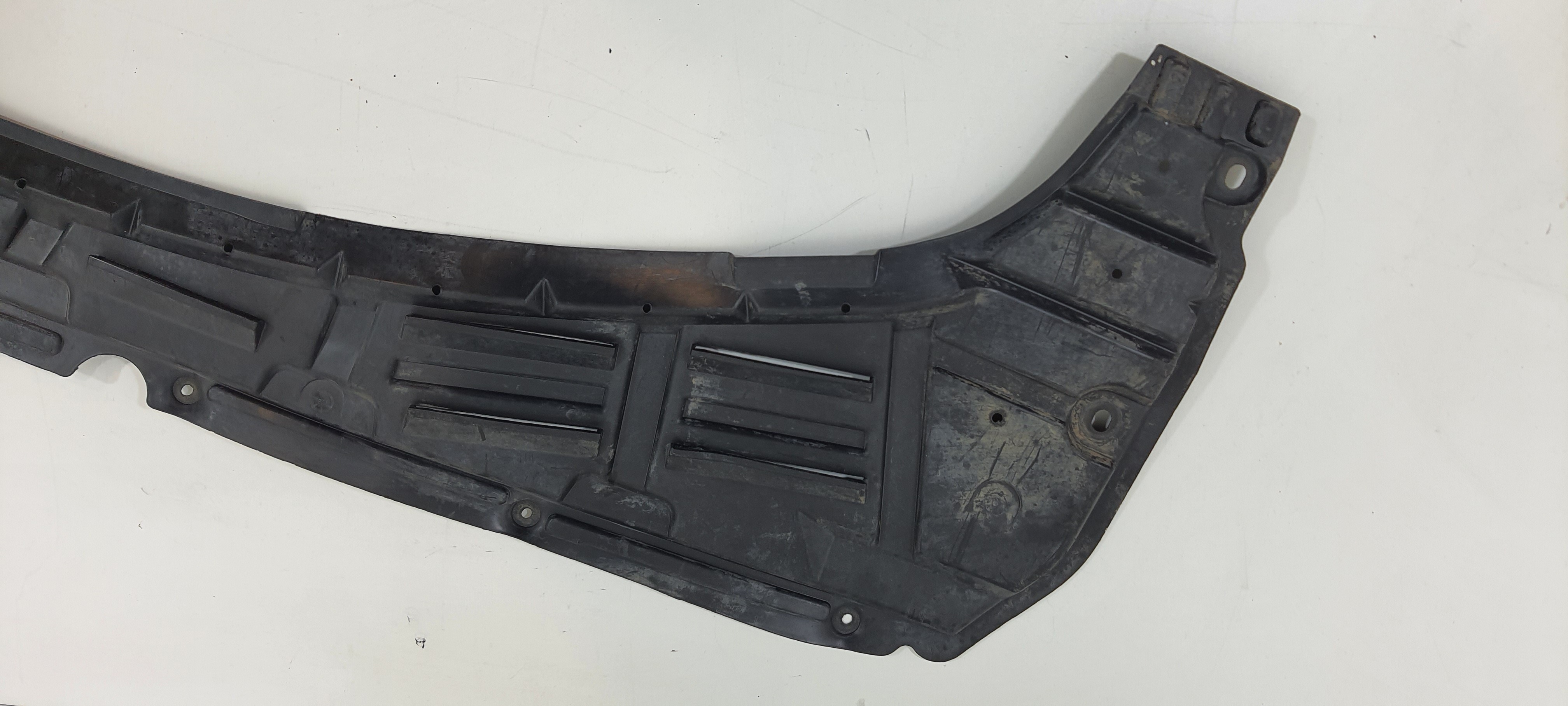 Defletor Inferior Parachoque Tiida Sedan 1.8 2012 V22 4