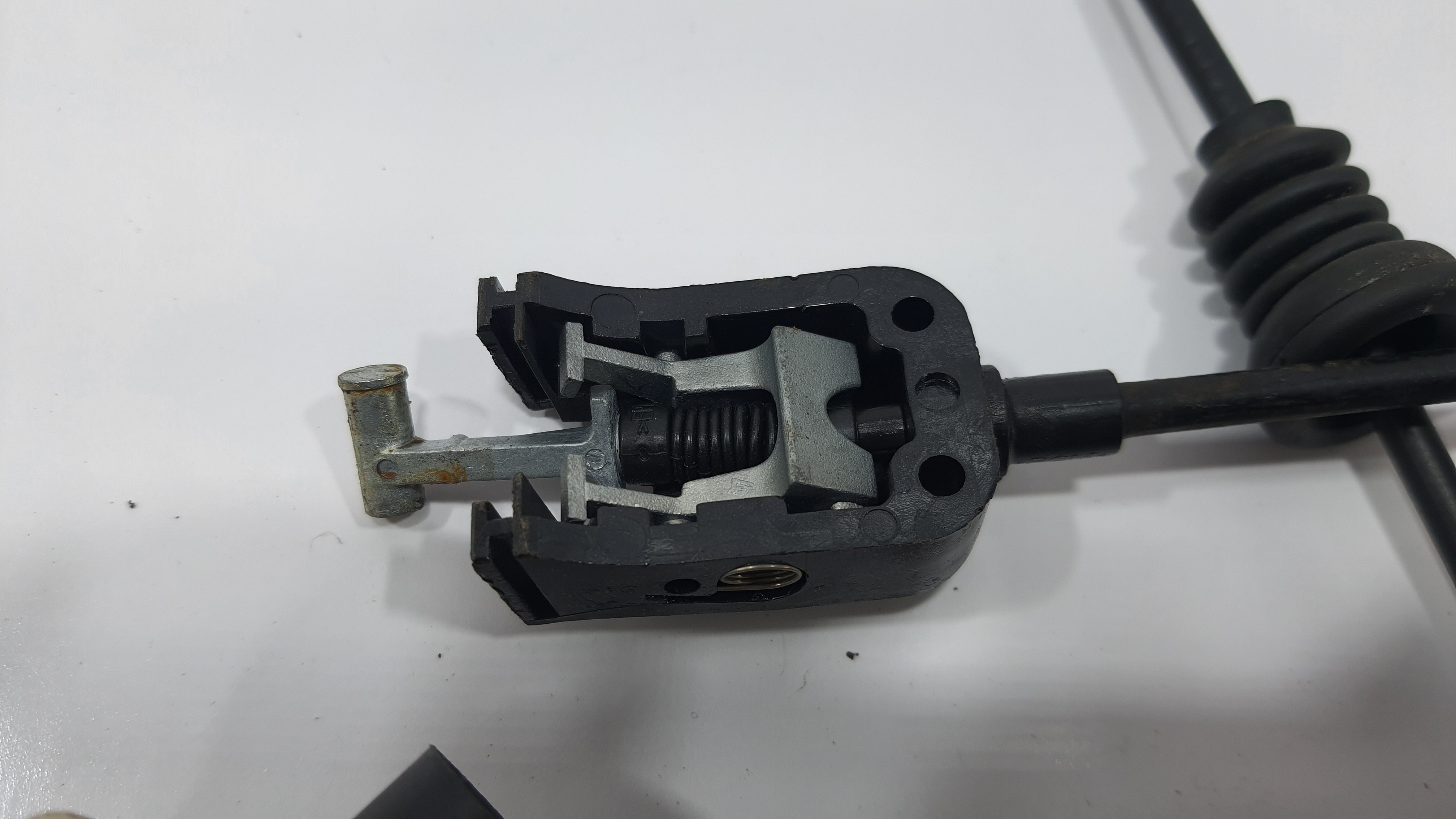 Fechadura Dianteira Direita Volkswagen Tiguan 2012 V2249 3
