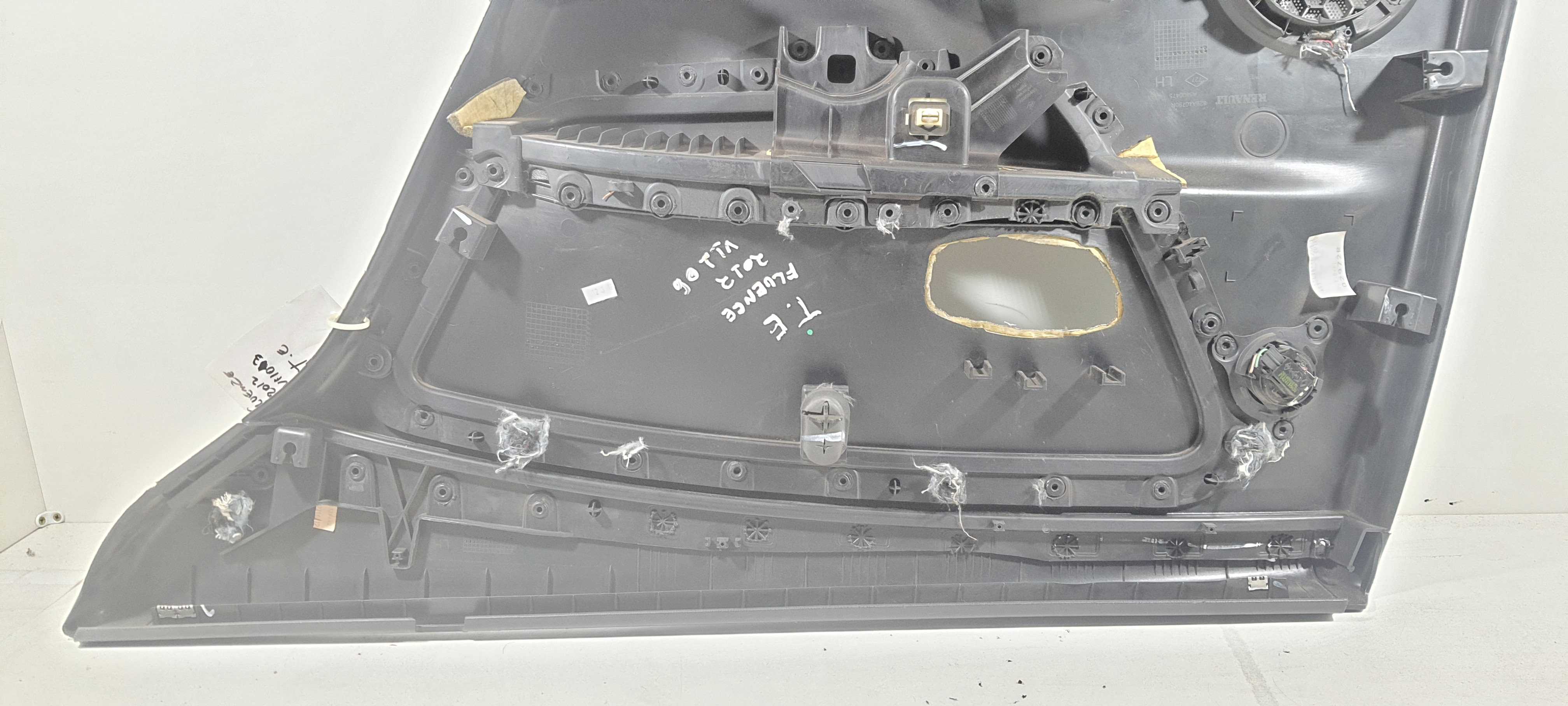 Forro Porta Traseira Esquerda Fluence Gt 2012 V1103 Preto 2