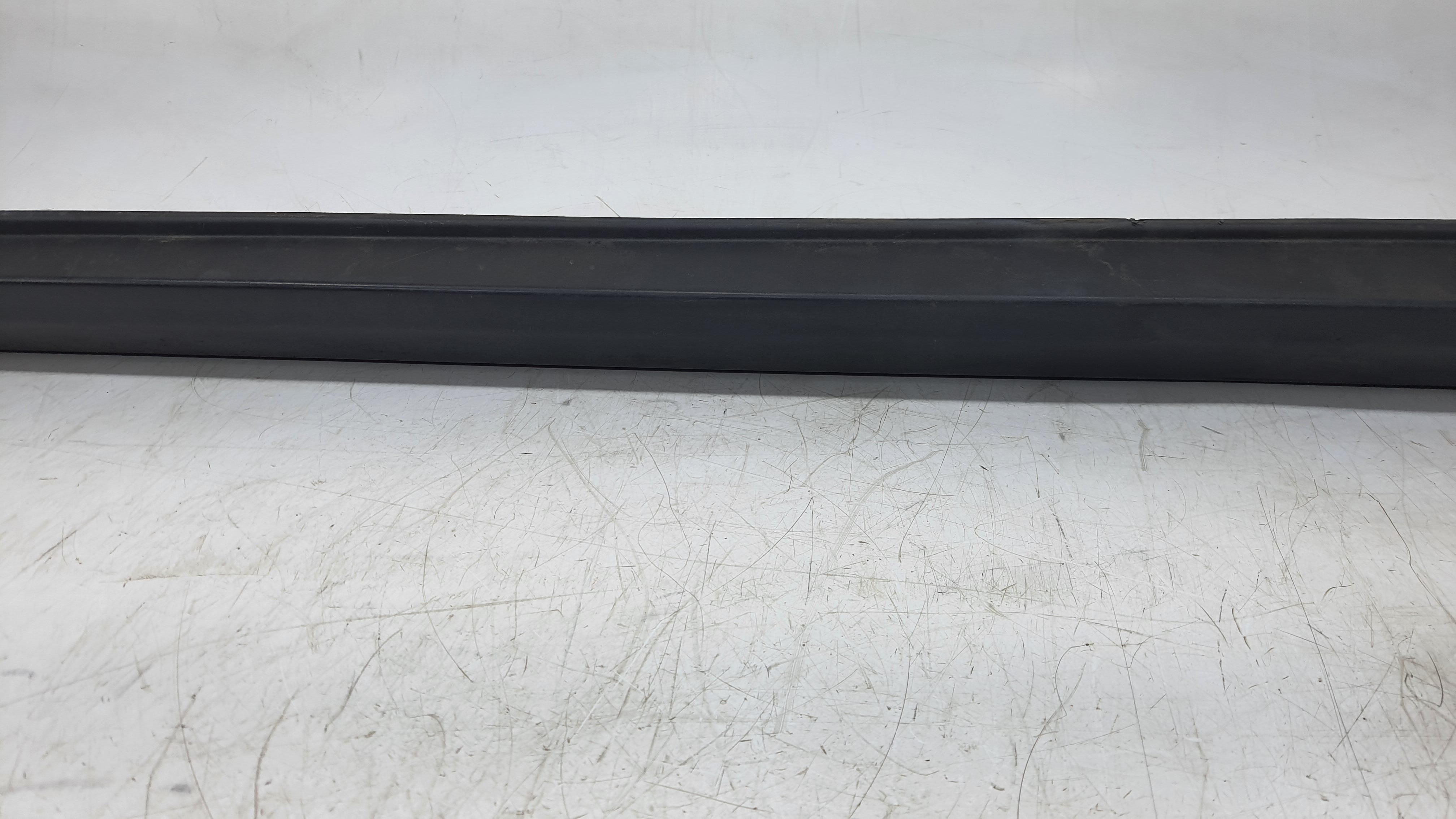 Spoiler Lado Esquerdo Jac T5 1.5 2018 V2253 Preto 6