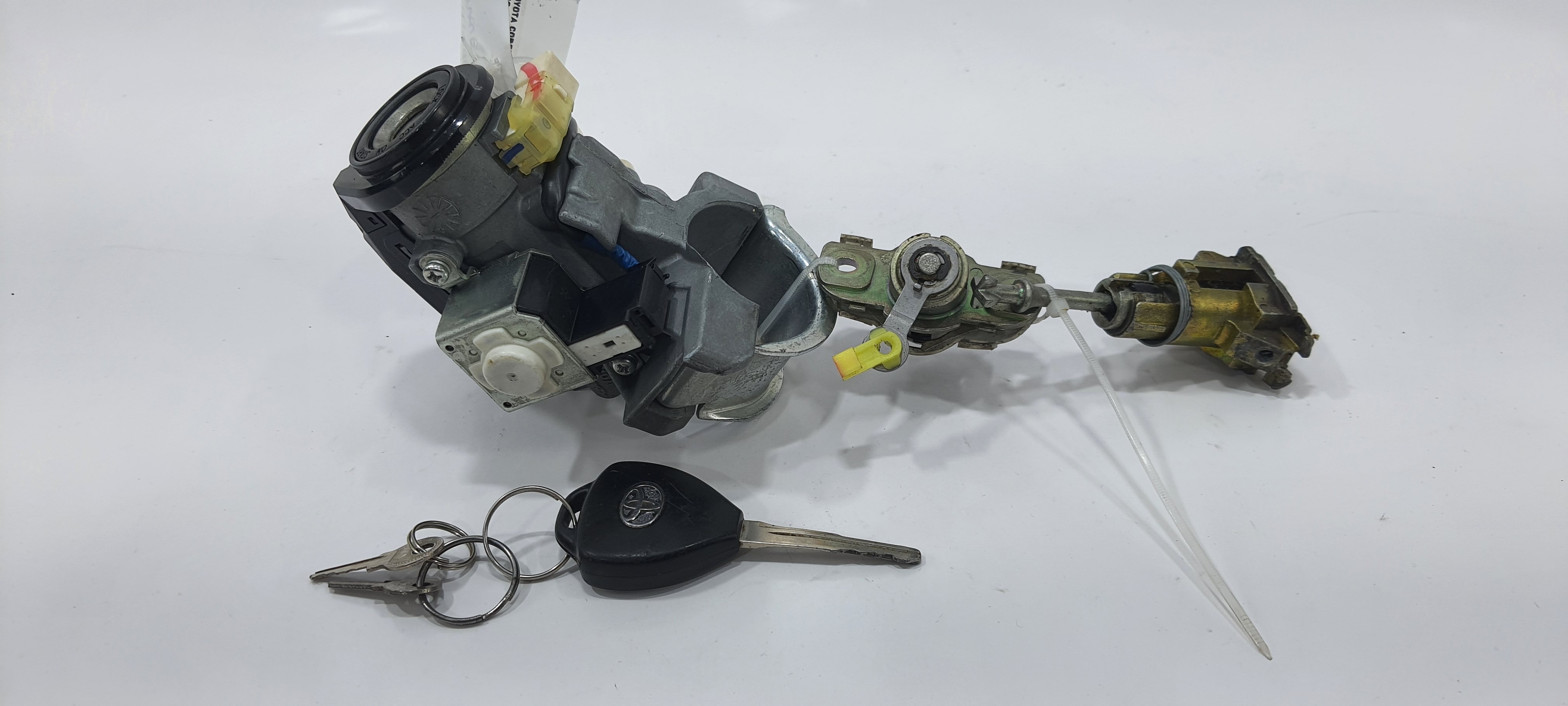 Kit Cilindro Com Chave Ignição Corolla Xli 1.8 2012 V2273 4
