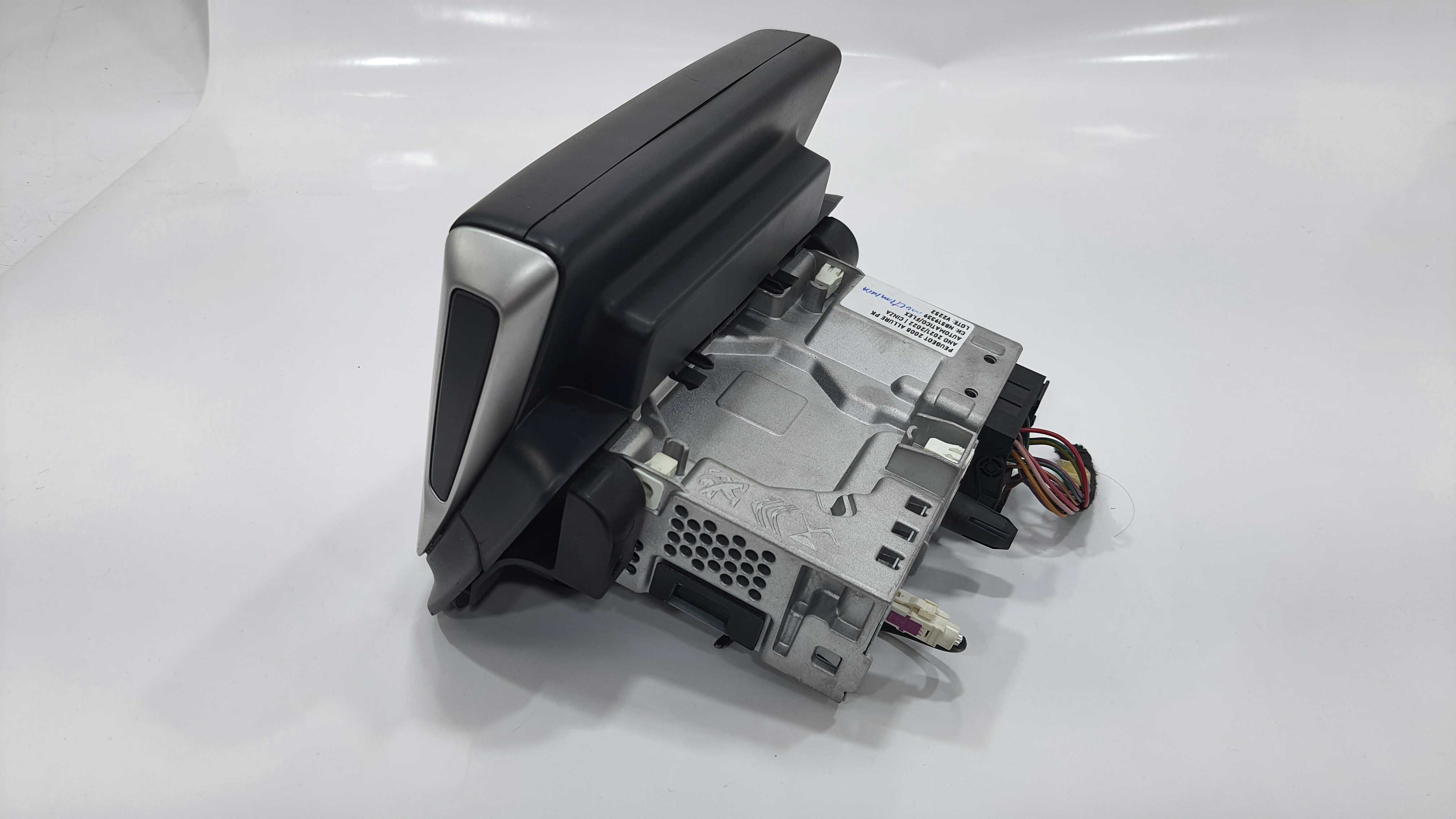 Multimidia Peugeot 2008 1.6 16v 2022 V2252 3