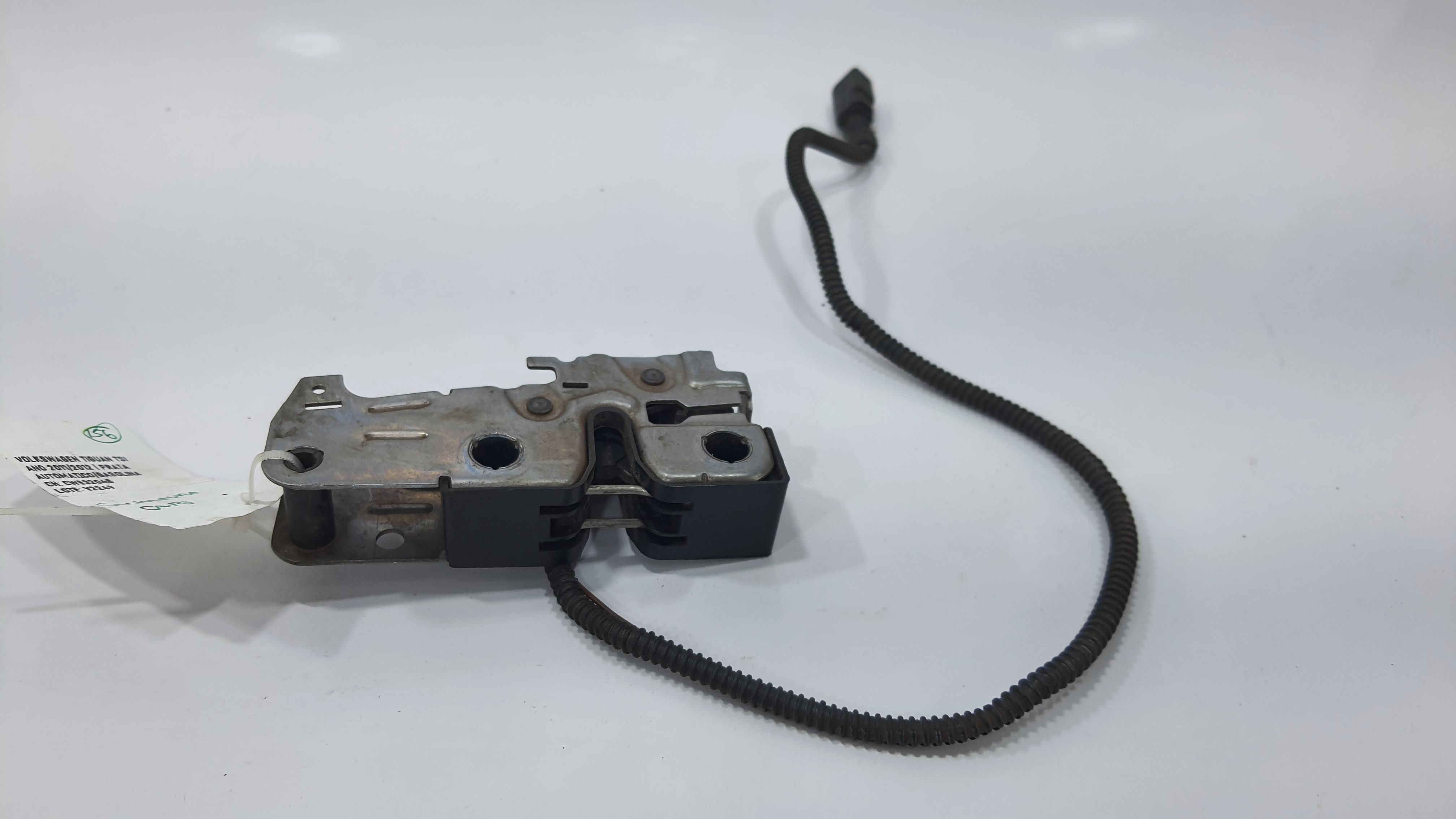 Fechadura Capo Volkswagen Tiguan 2012 V2249 4