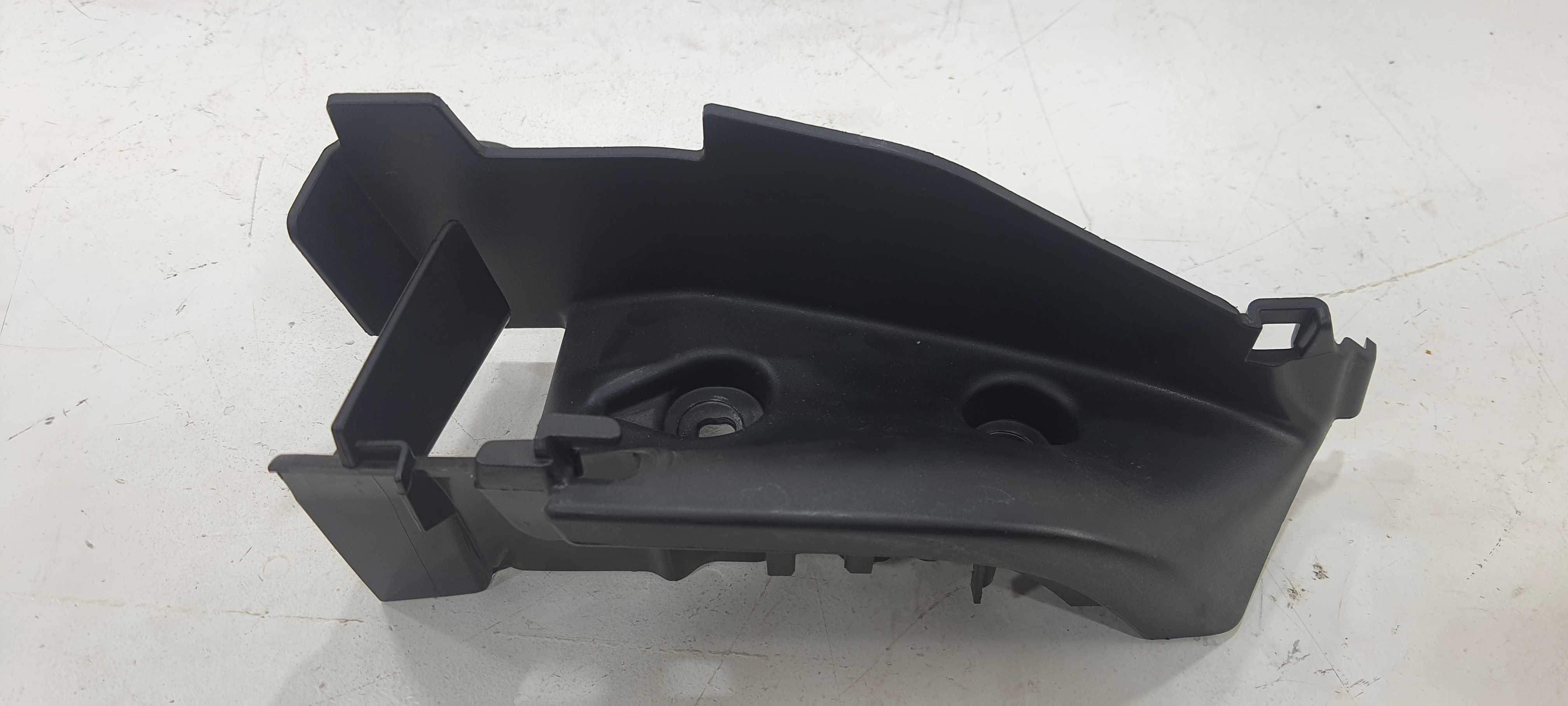 Acabamento Console Traseiro Esquerdo Evoque 2017 V2266 3