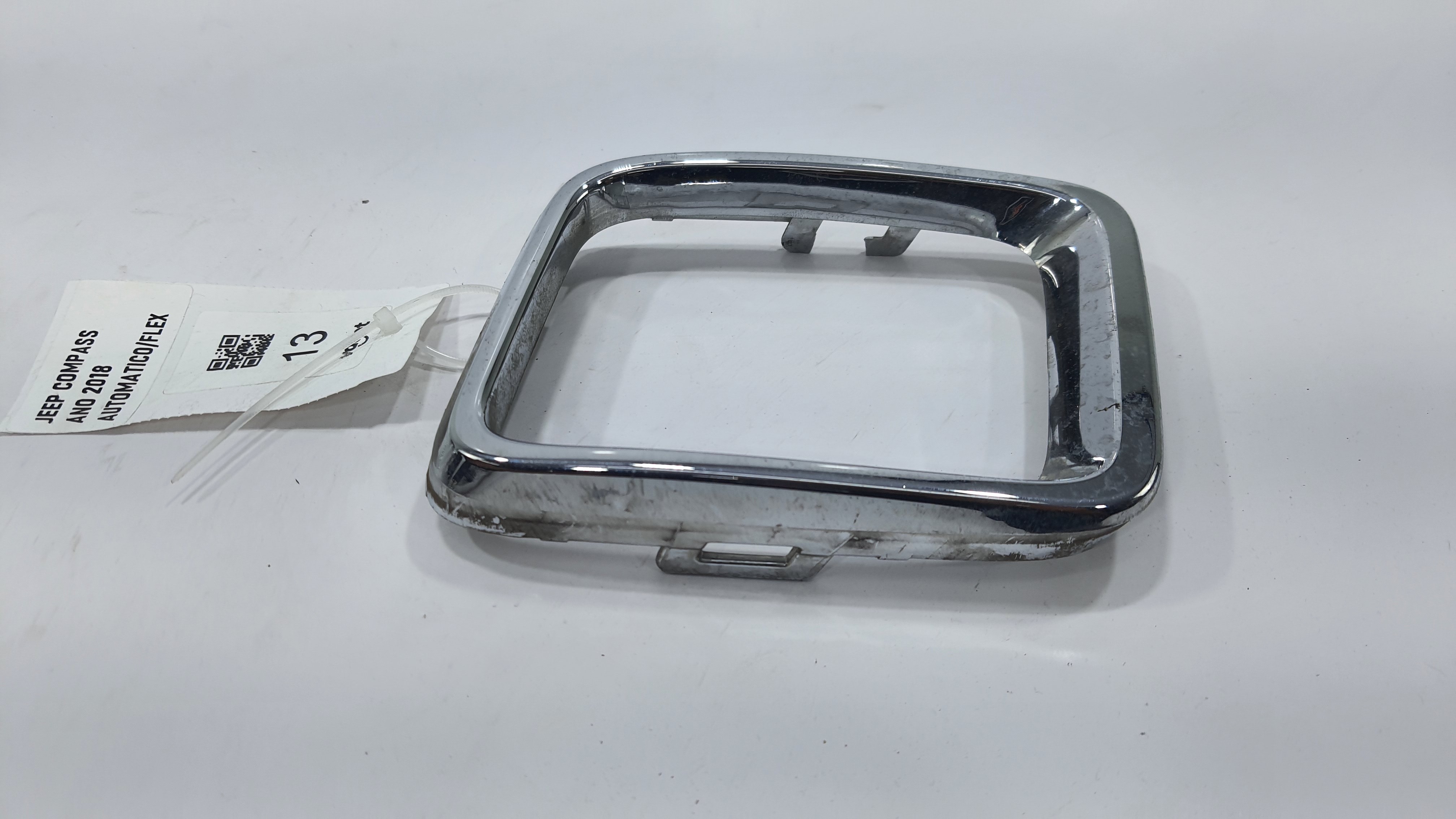Moldura Grade Frontal Jeep Compass Ano 2018 Prata Ambos Os Lados 5