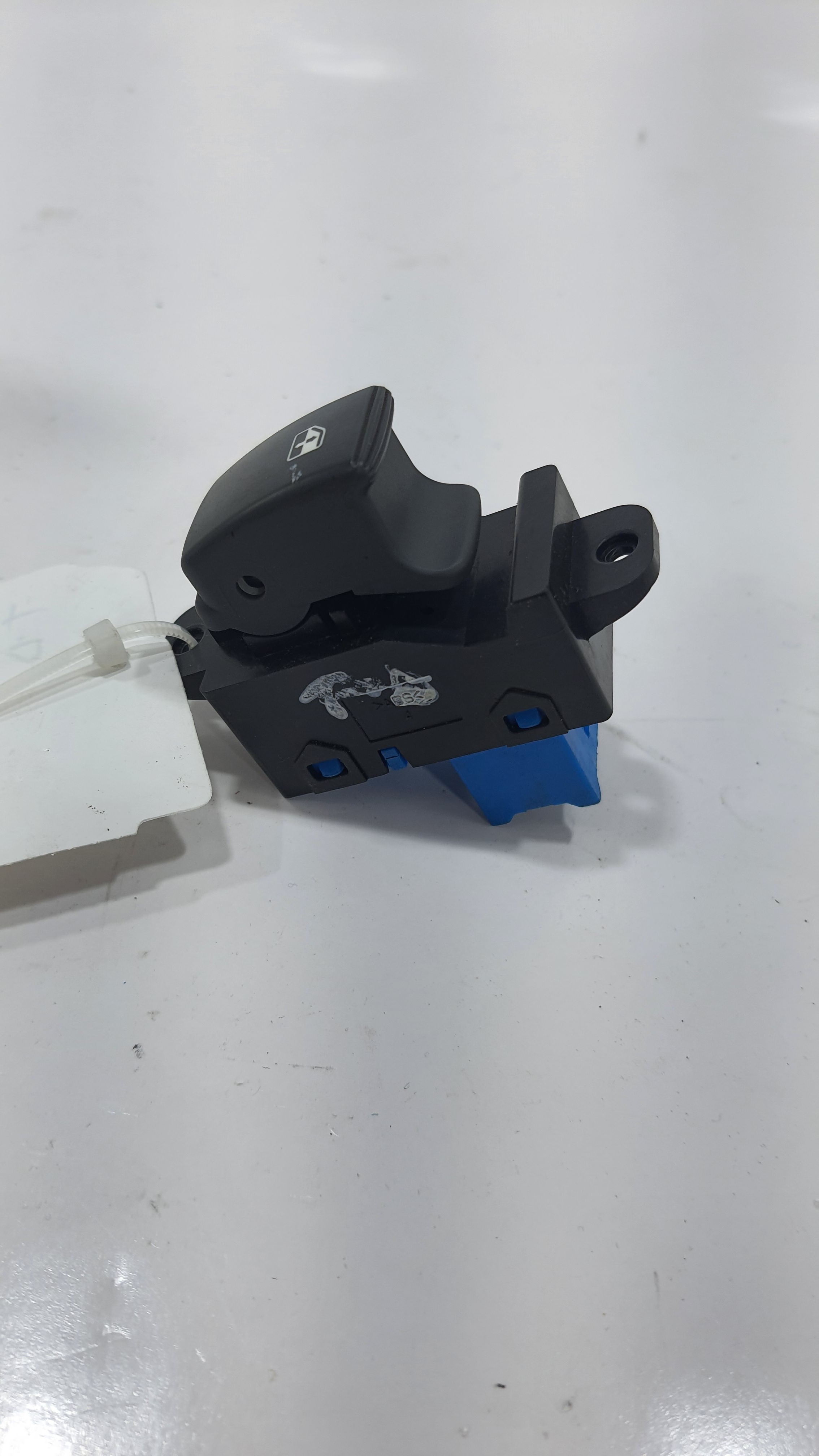 Botão Vidro Traseiro Direito Jac T5 1.5 2018 V2253 2