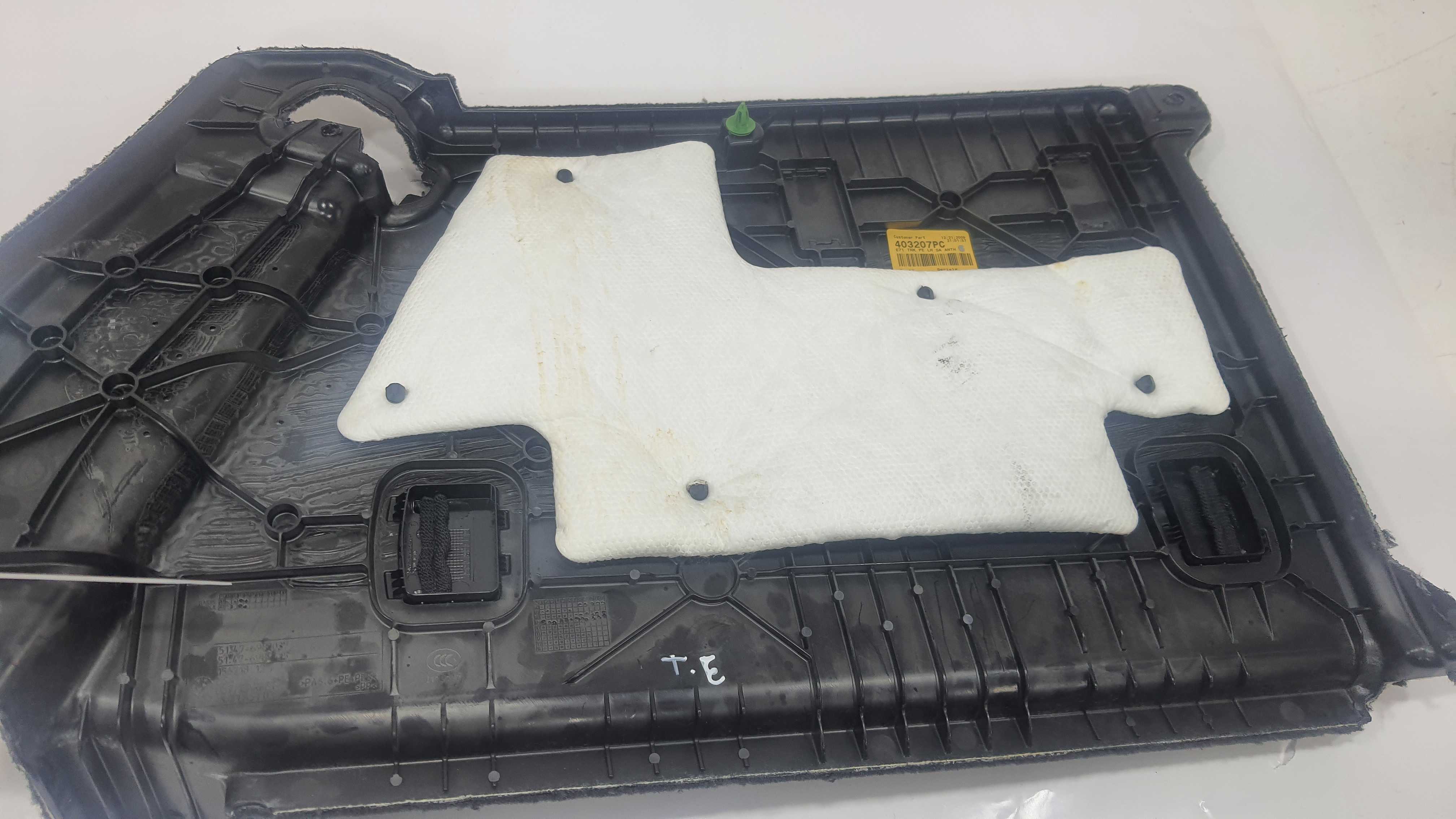 Forro Esquerdo Porta Malas Bmw X6 Xdrive 4.4 2010 V2276 2