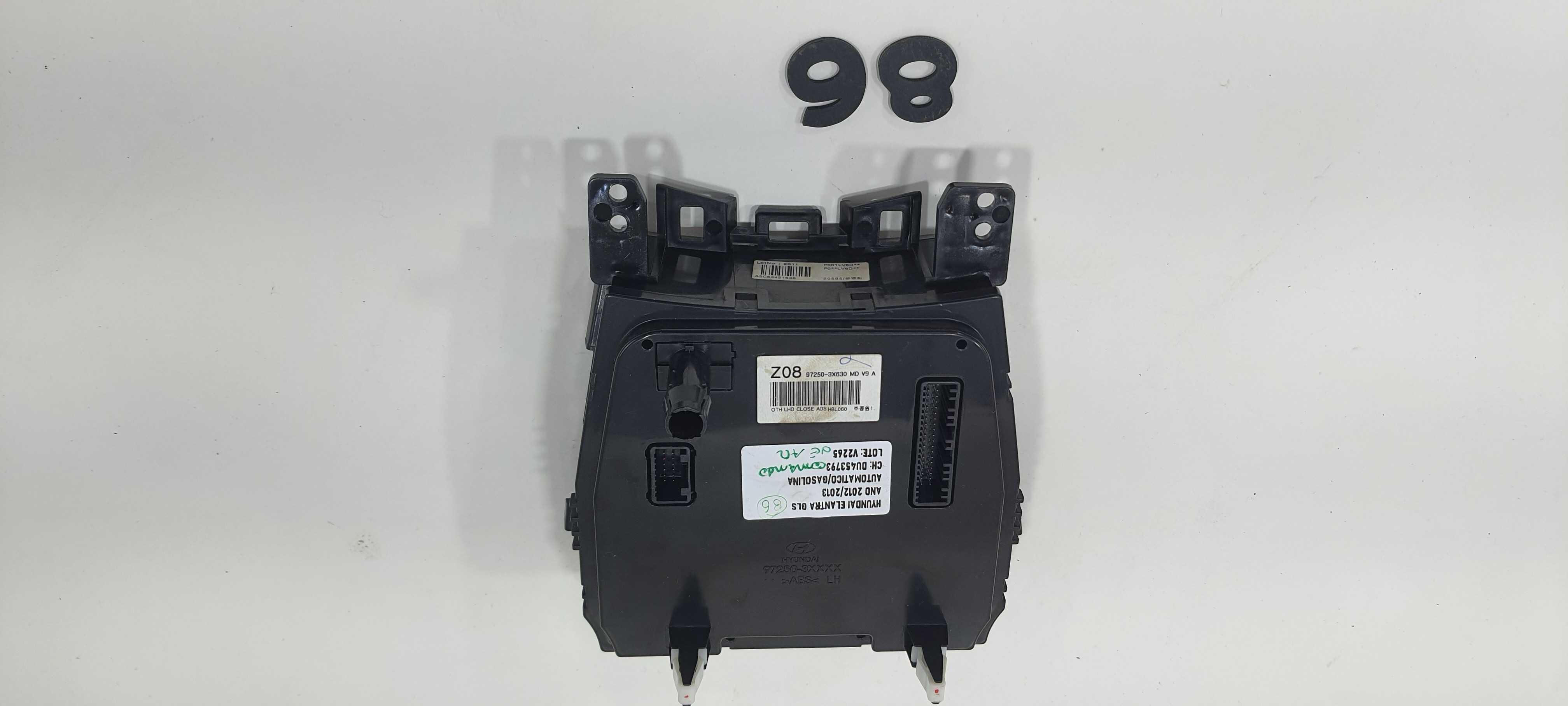 Comando De Ar Condicionado Hyundai Elantra Gls 2013 V2265 3