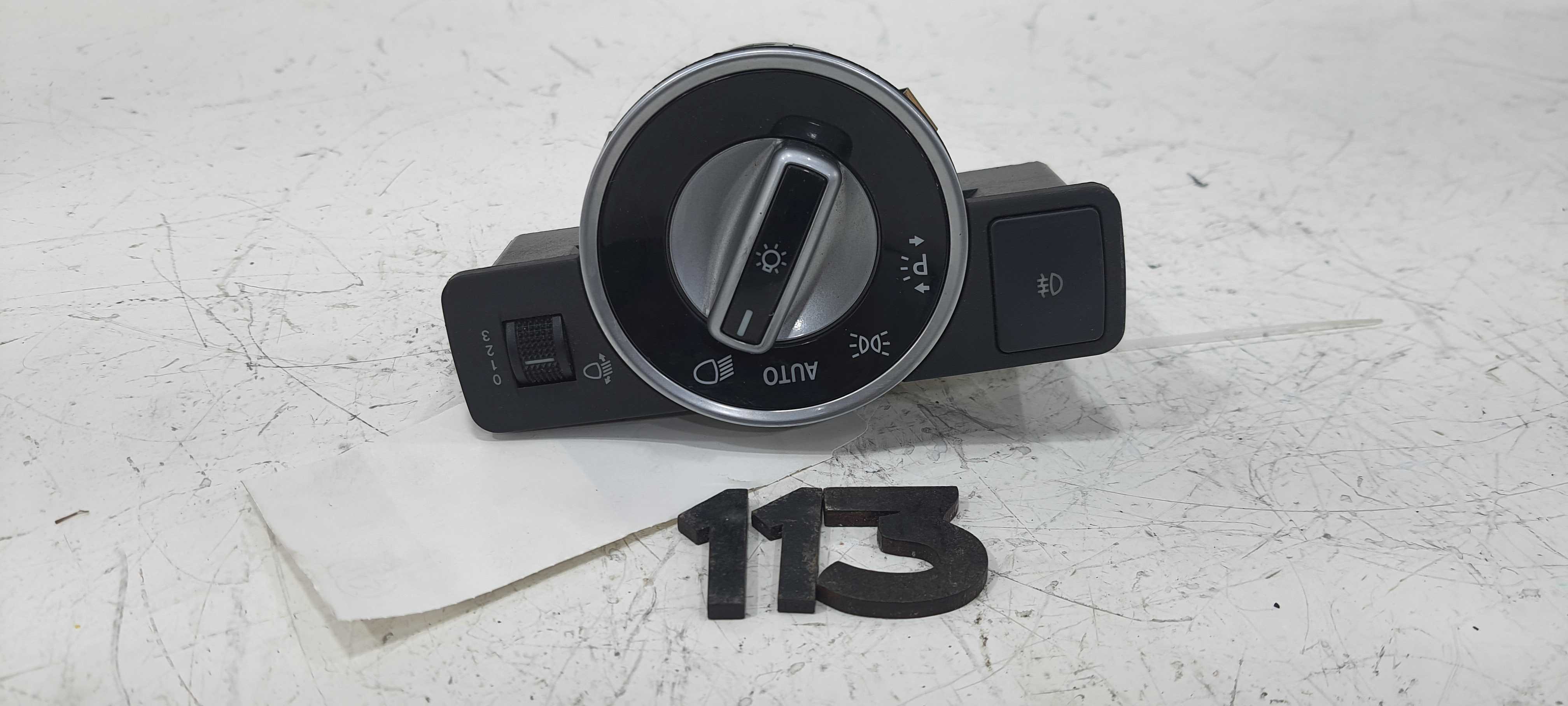 Botão Farol Mercedes-benz C180 2012 V2267 4