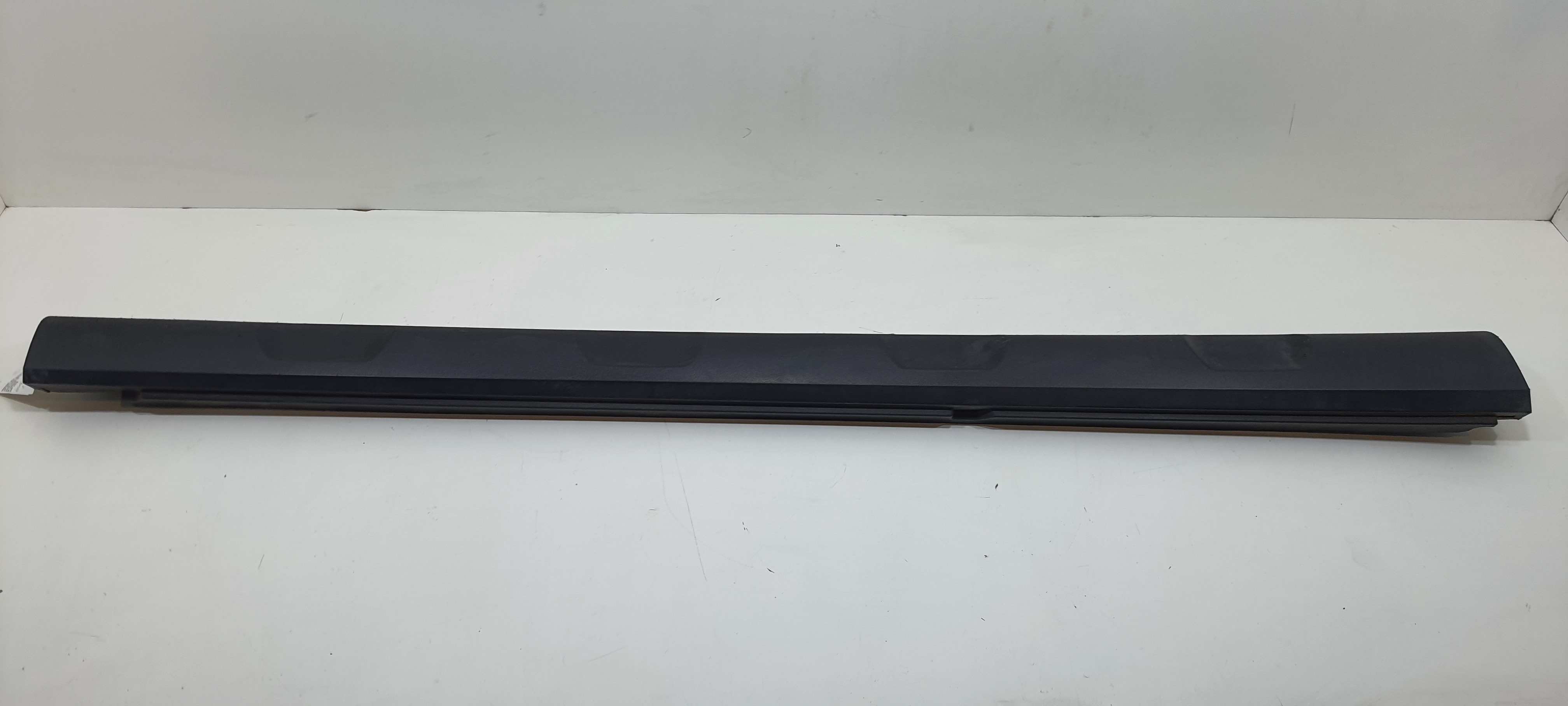 Spoiler Lado Direito Mercedes Gla 200 1.6 2018 V2268 2