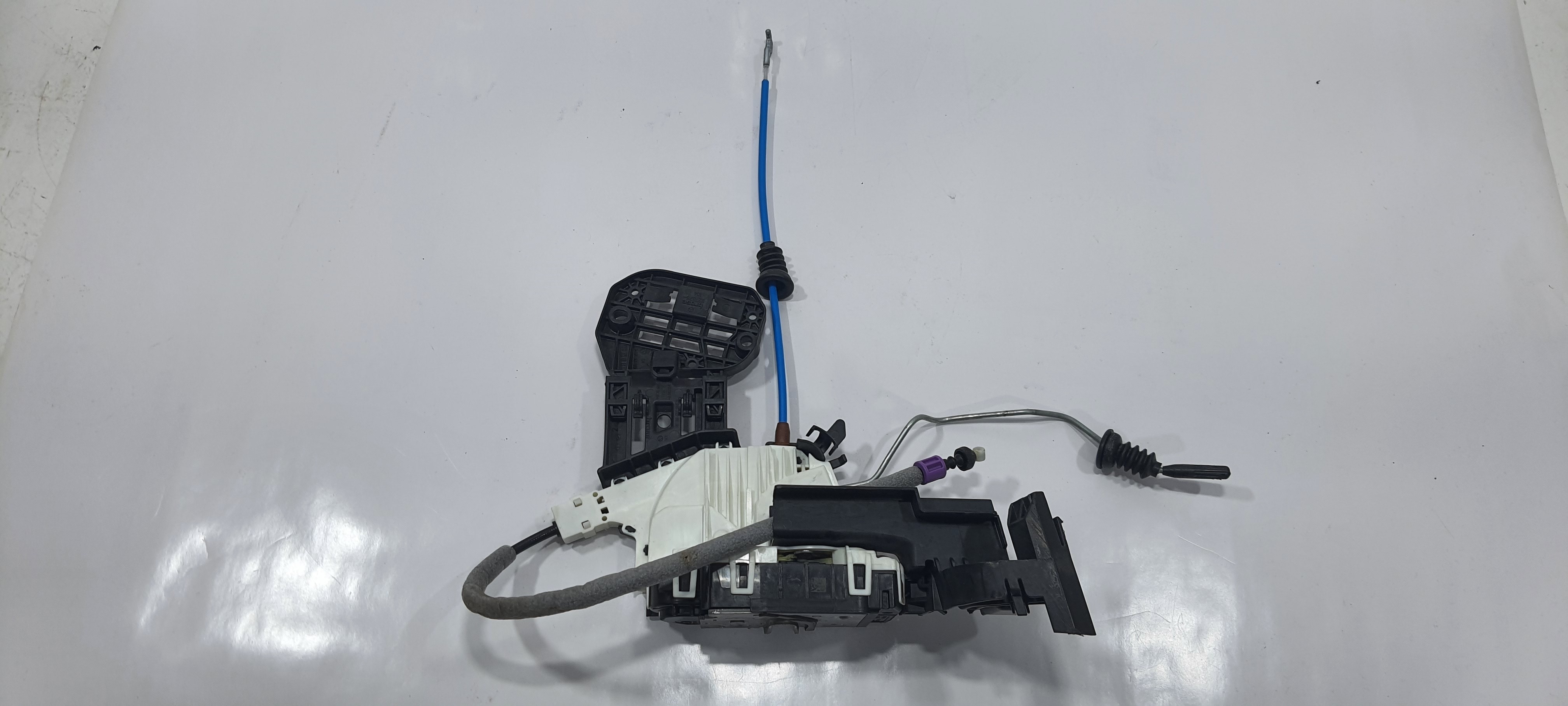 Fechadura Dianteira Esquerda Mercedes Gla 200 1.6 2018 V2268 2