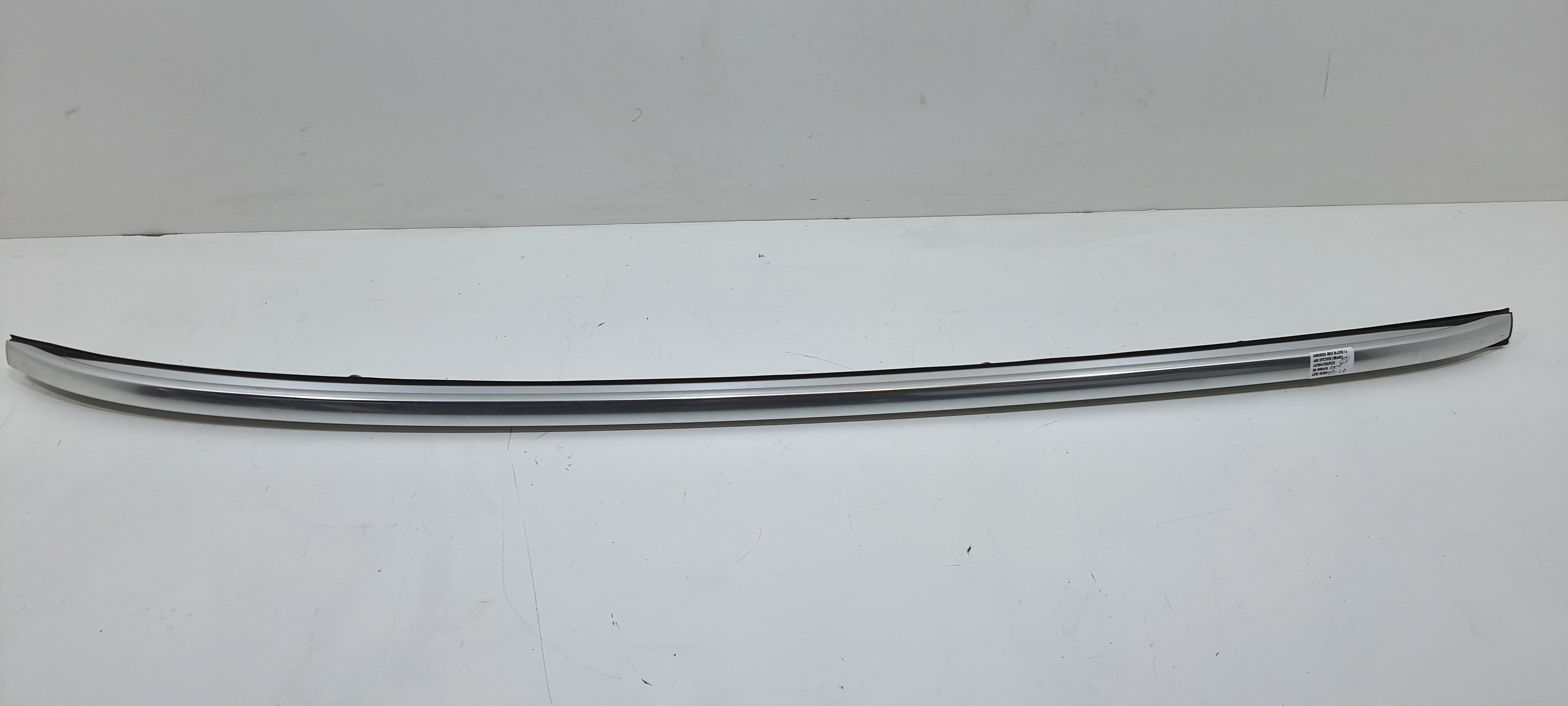 Rack De Teto Lado Esquerdo Mercedes Gla 200 1.6 2018 V2268 2