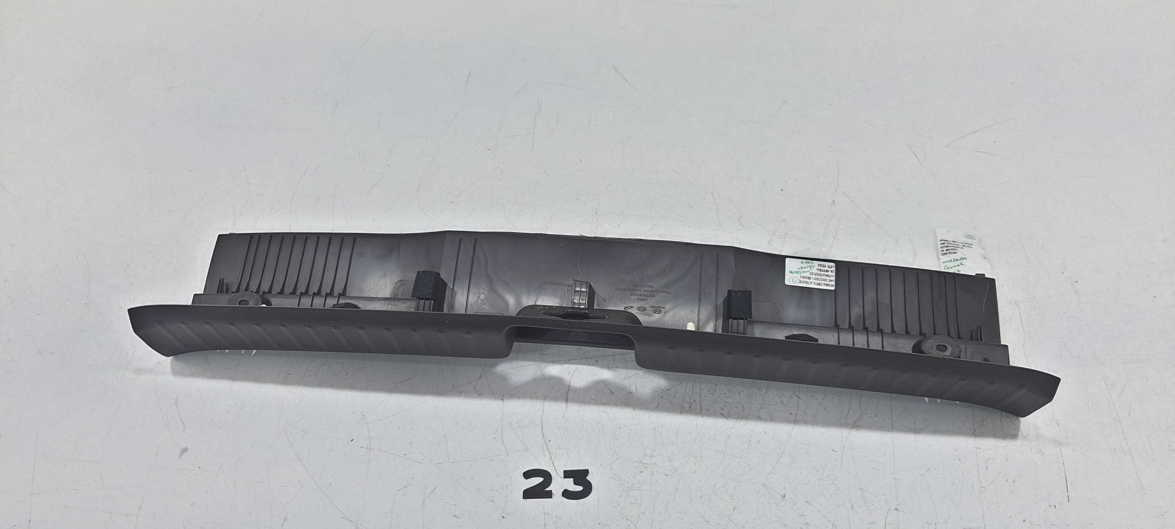 Moldura Painel Traseiro Hyundai Creta Ultimate 2022 V2263 5