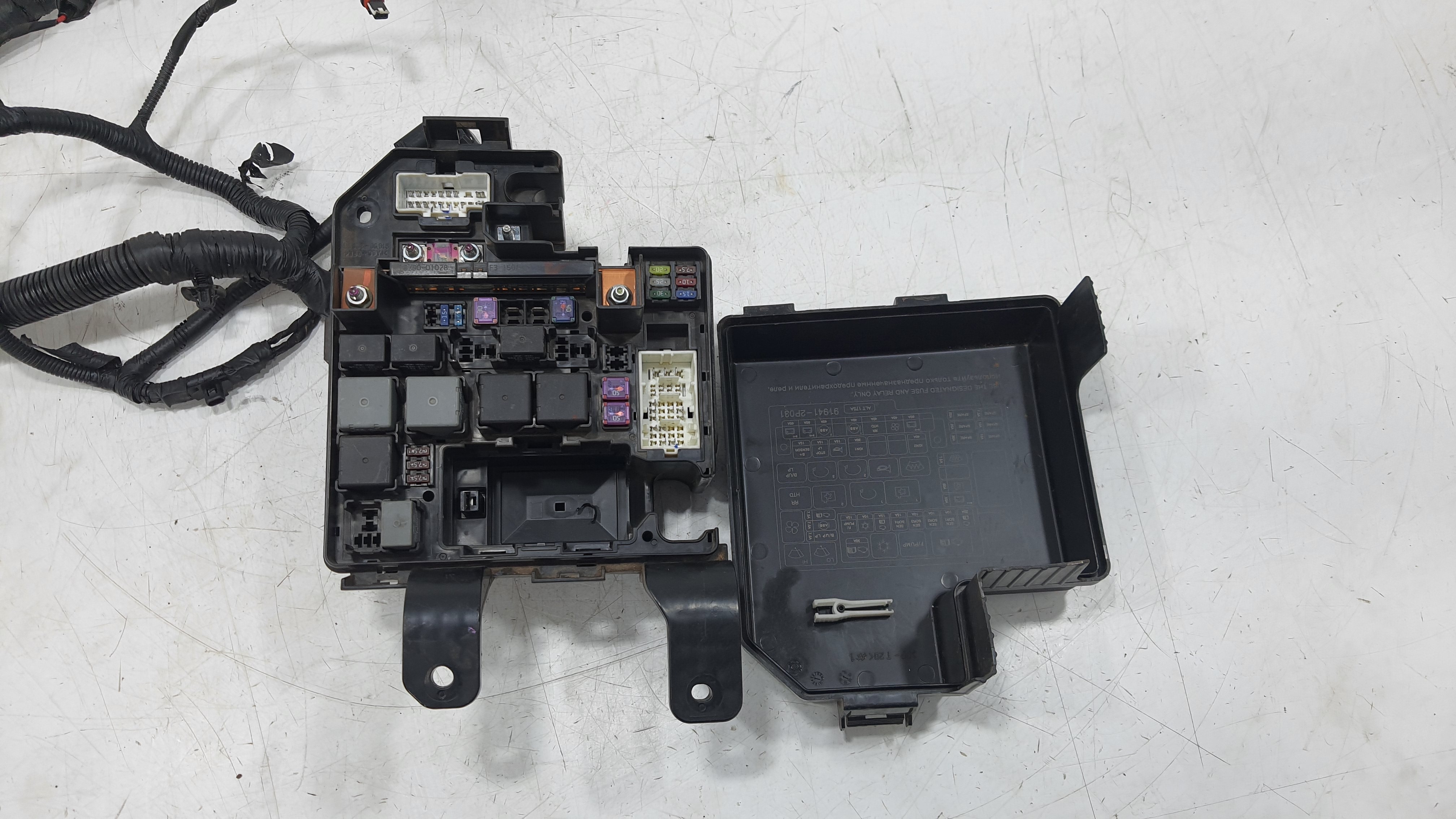 Caixa De Fusiveis Kia Sorento 2.4 2012 V2254 6