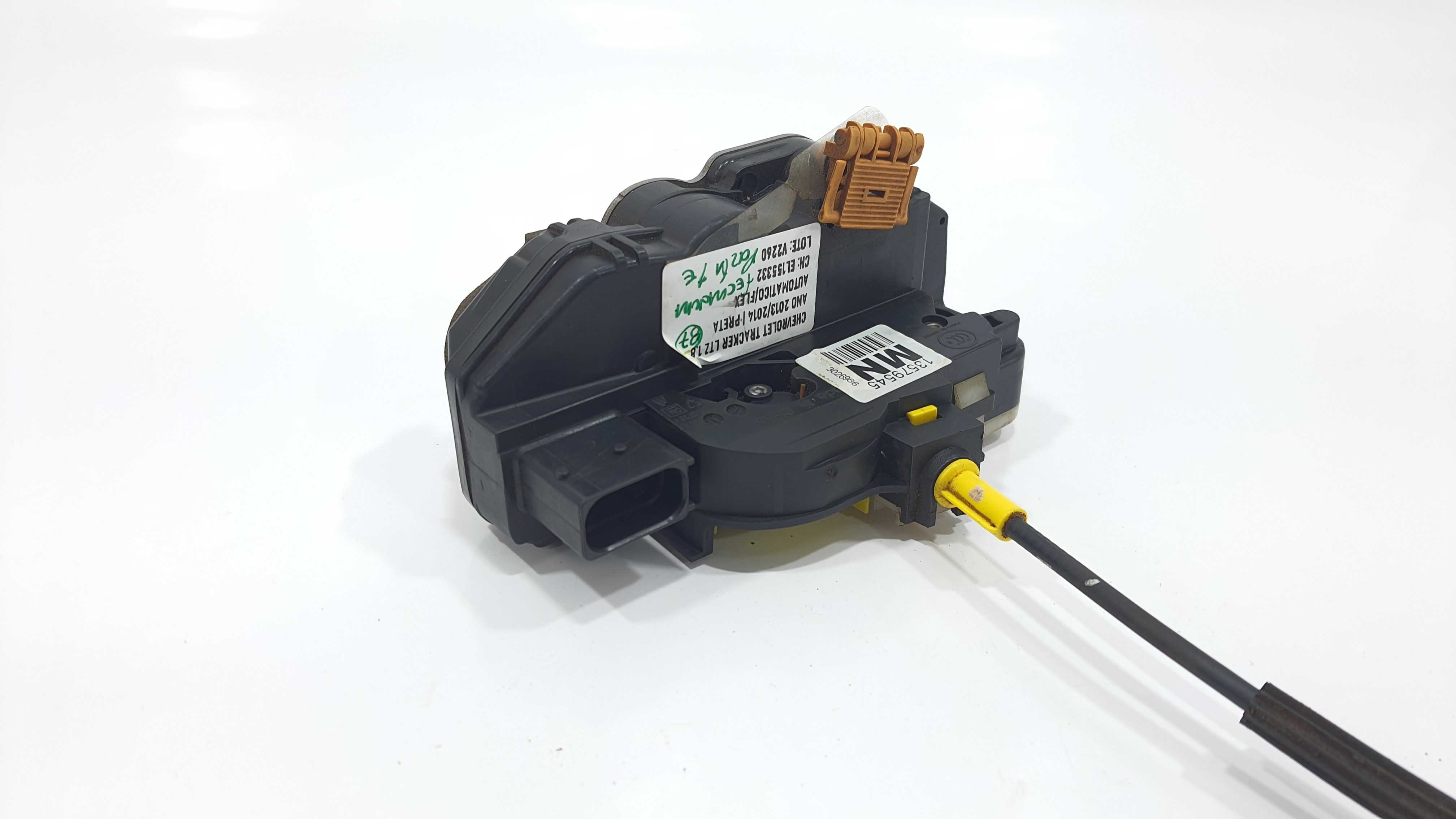 Fechadura Porta Traseiro Esquerdo Tracker Ltz Ano 2014 V2260 5