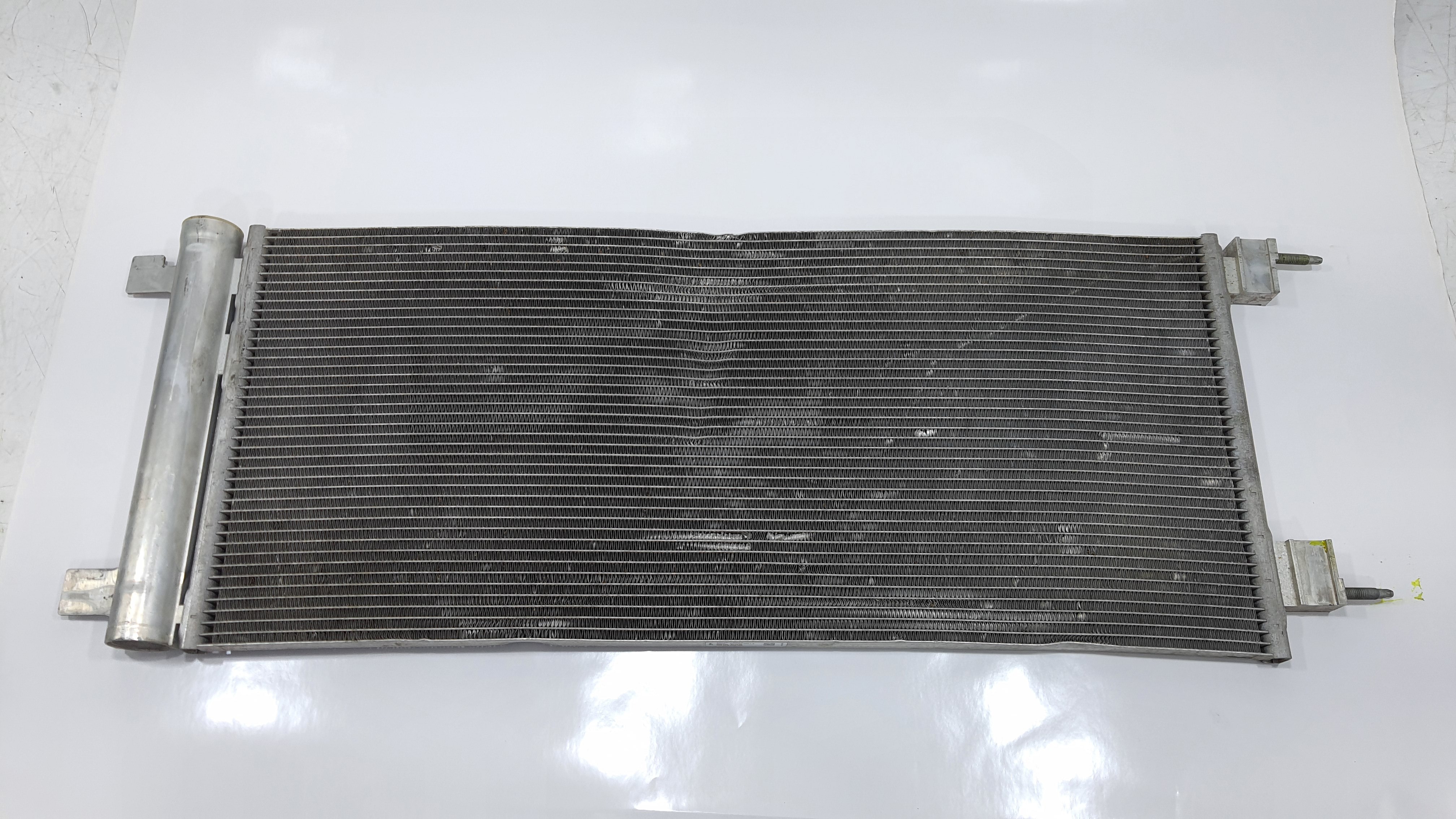 Condensador Chevrolet Onix Turbo 2020 V1158 2