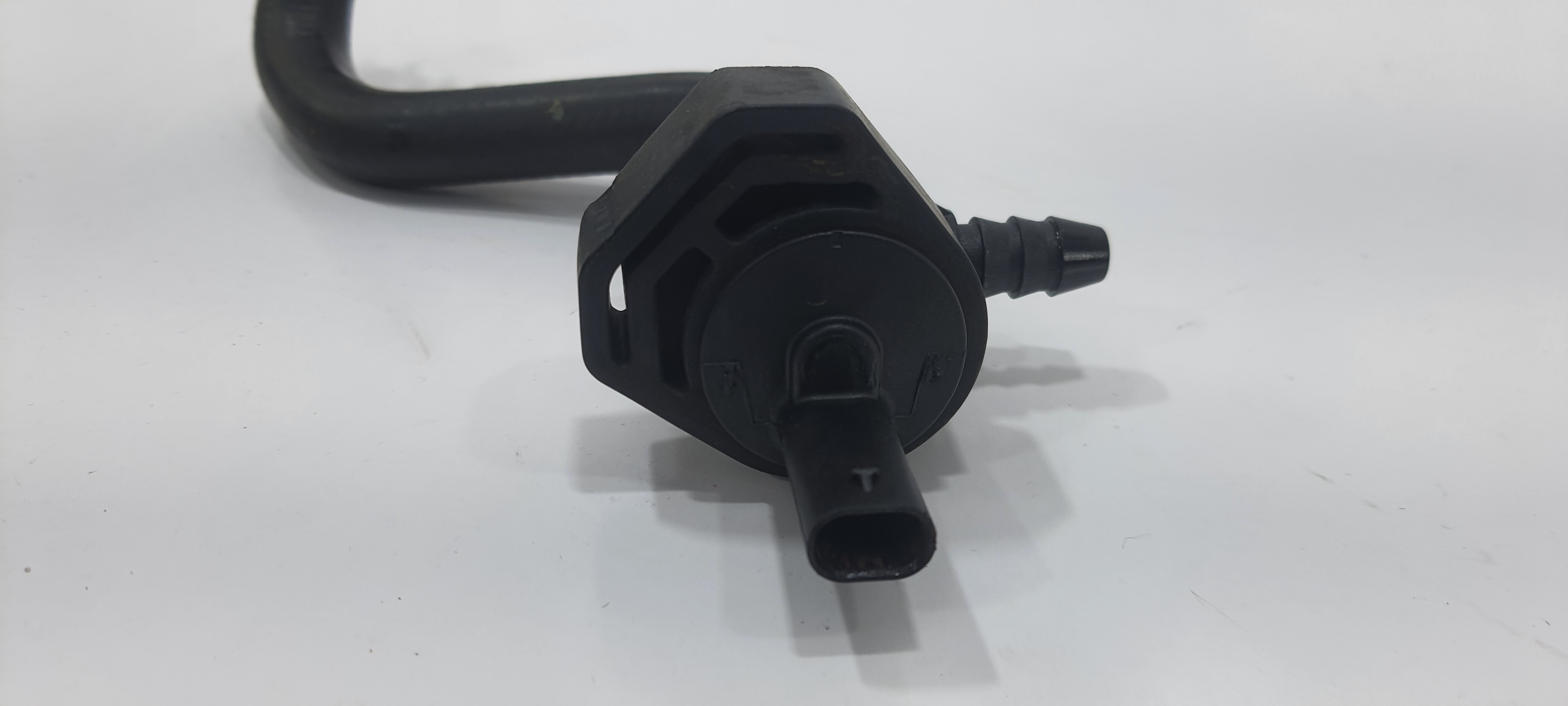 Valvula De Ventilação Mercedes Gla 200 1.6 2018 V2268 4