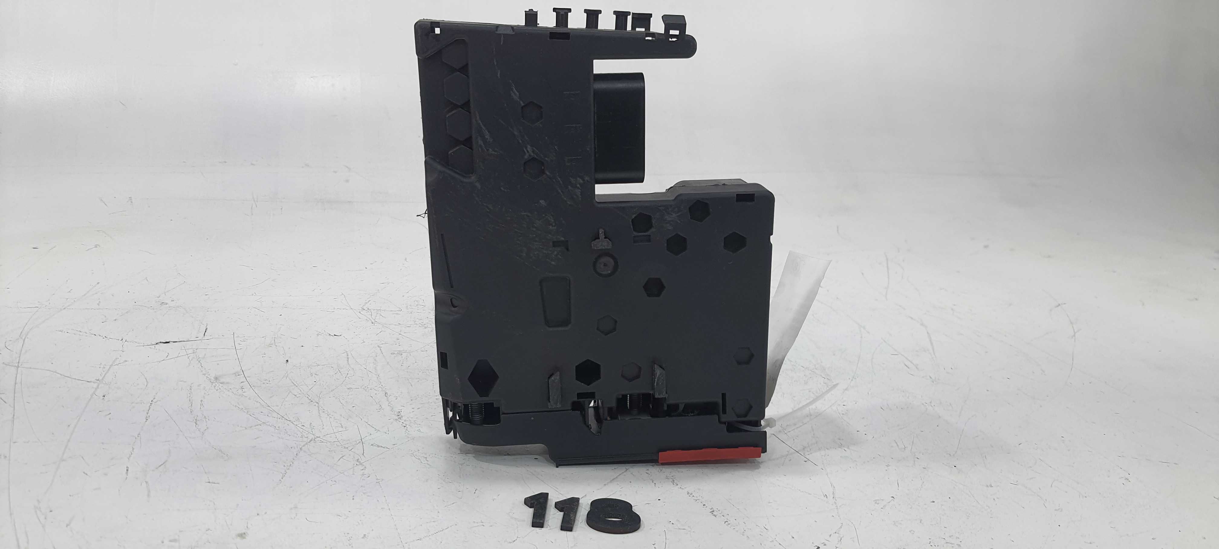 Central Fusiveis Motor Mercedes-benz C180 2012 V2267 3