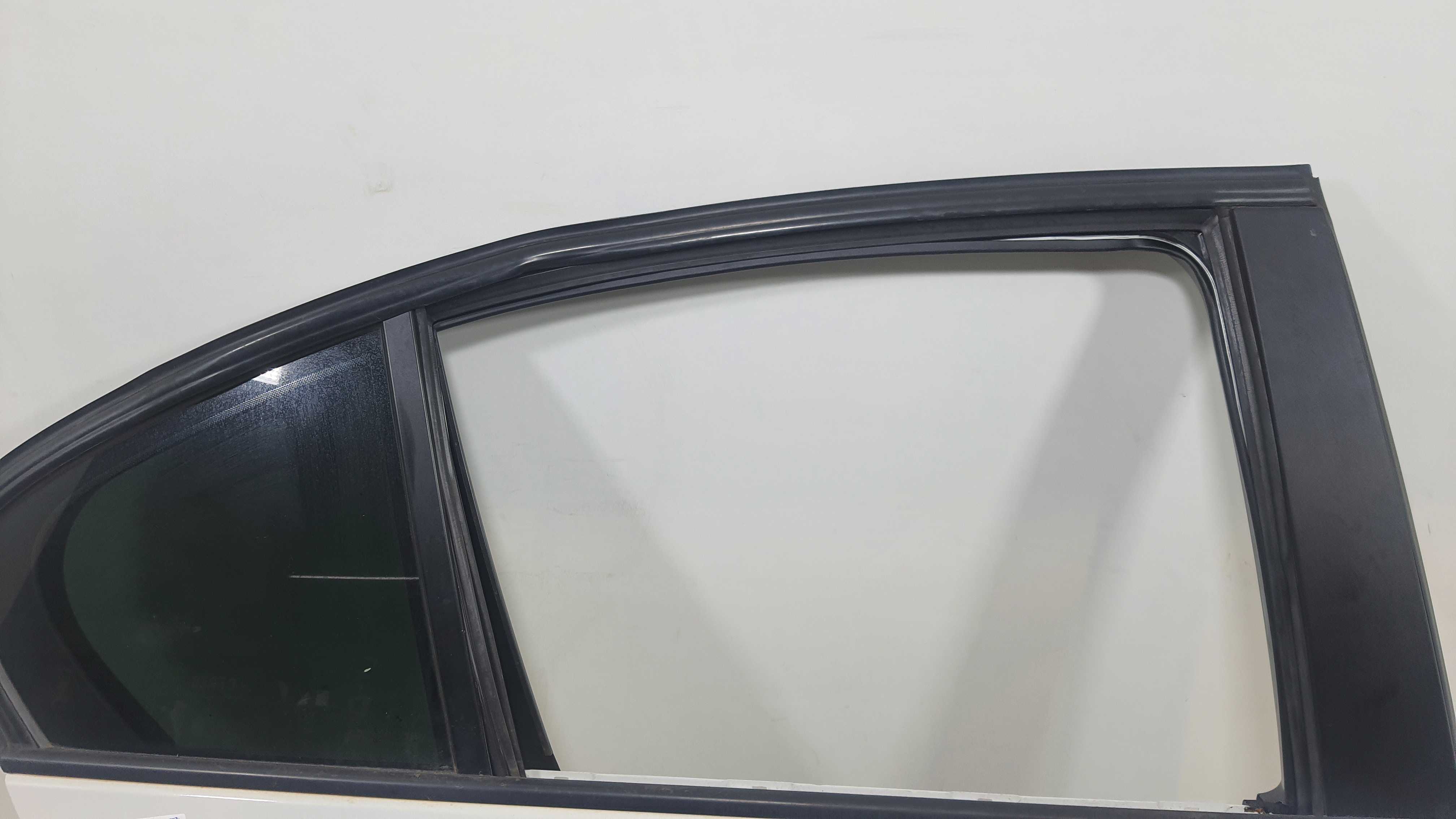Porta Traseira Direita Bmw 316i 1.6 2014 Tb V2277  Traseira Direito Branco 3