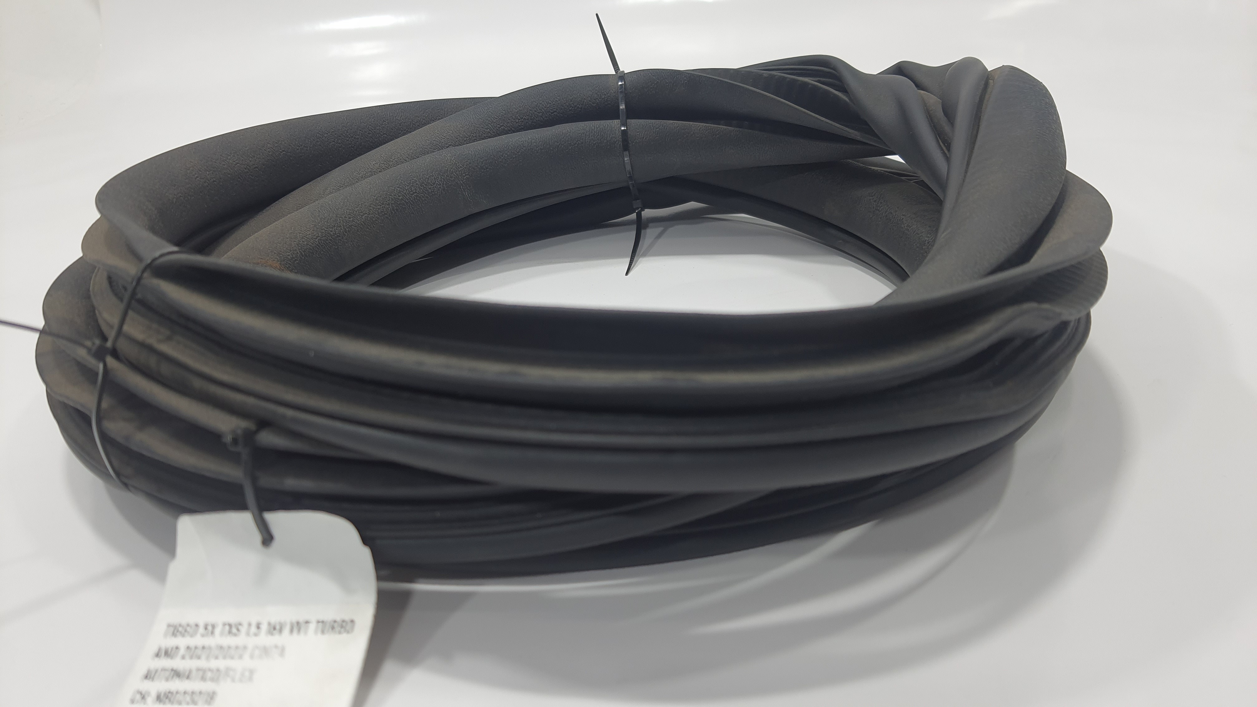 Borracha Porta Traseira Esquerda  Tiggo 5x Turbo 2022 V1225 Preto 3