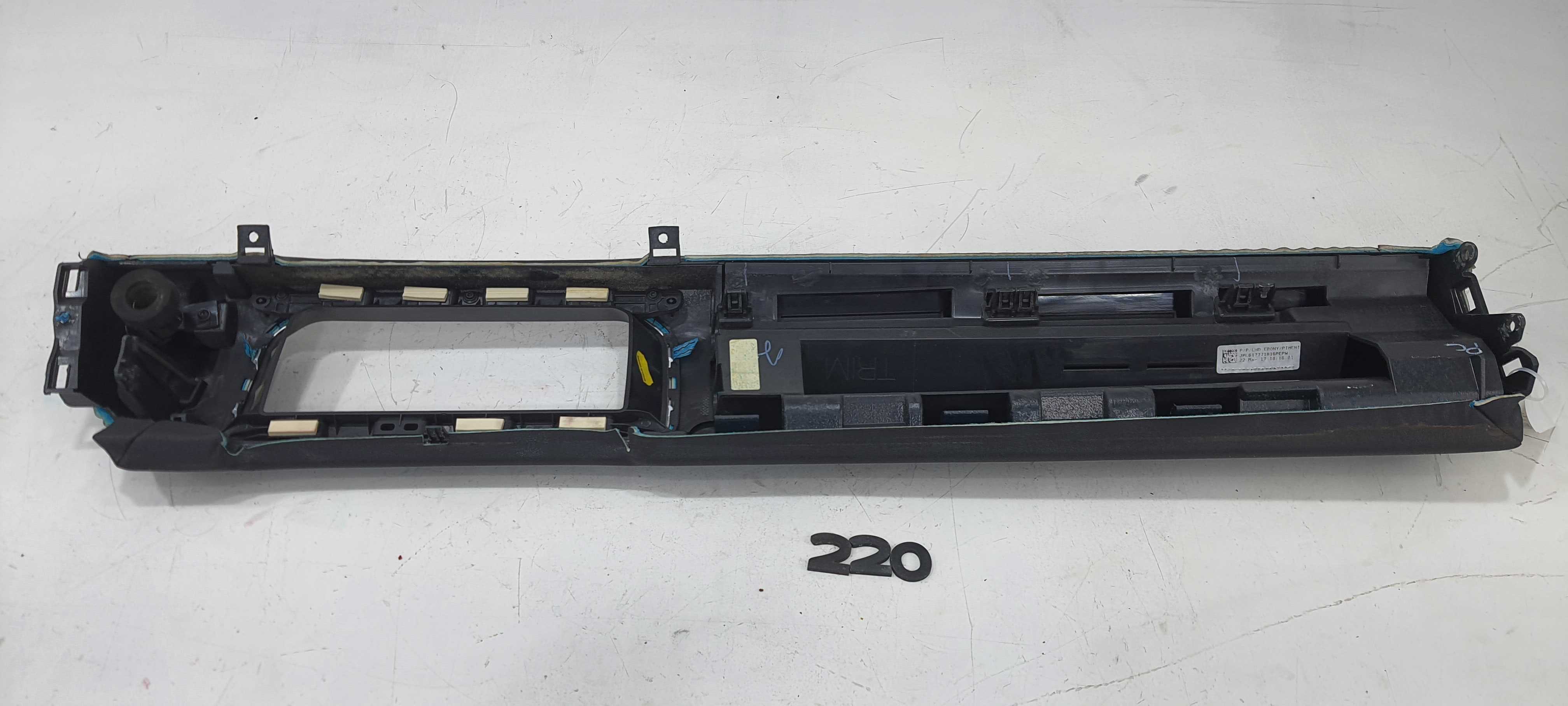 Moldura Painel Multimidia Land Rover Evoque 2017 V2266 5