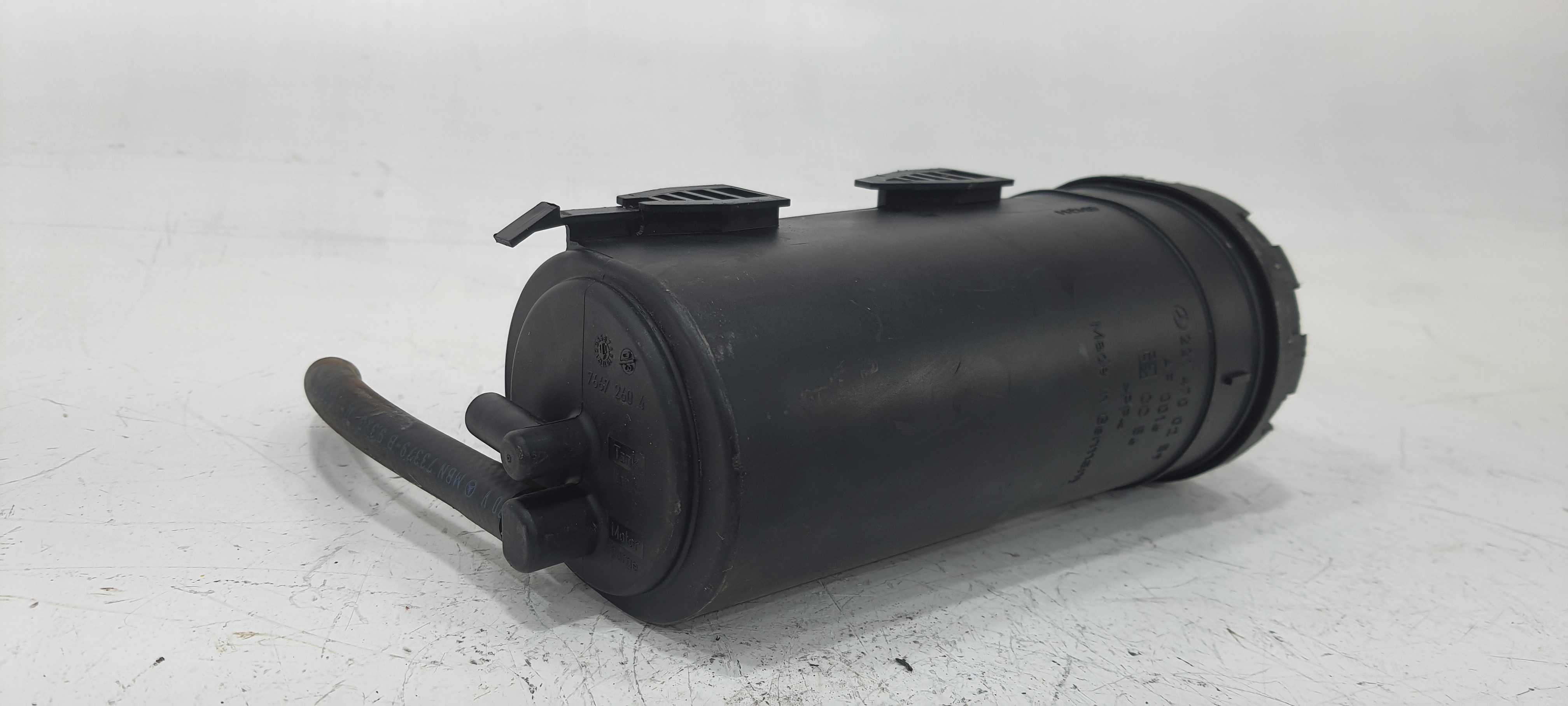 Filtro Canister Mercedes-benz C180 Cgi 2012 V2267 4