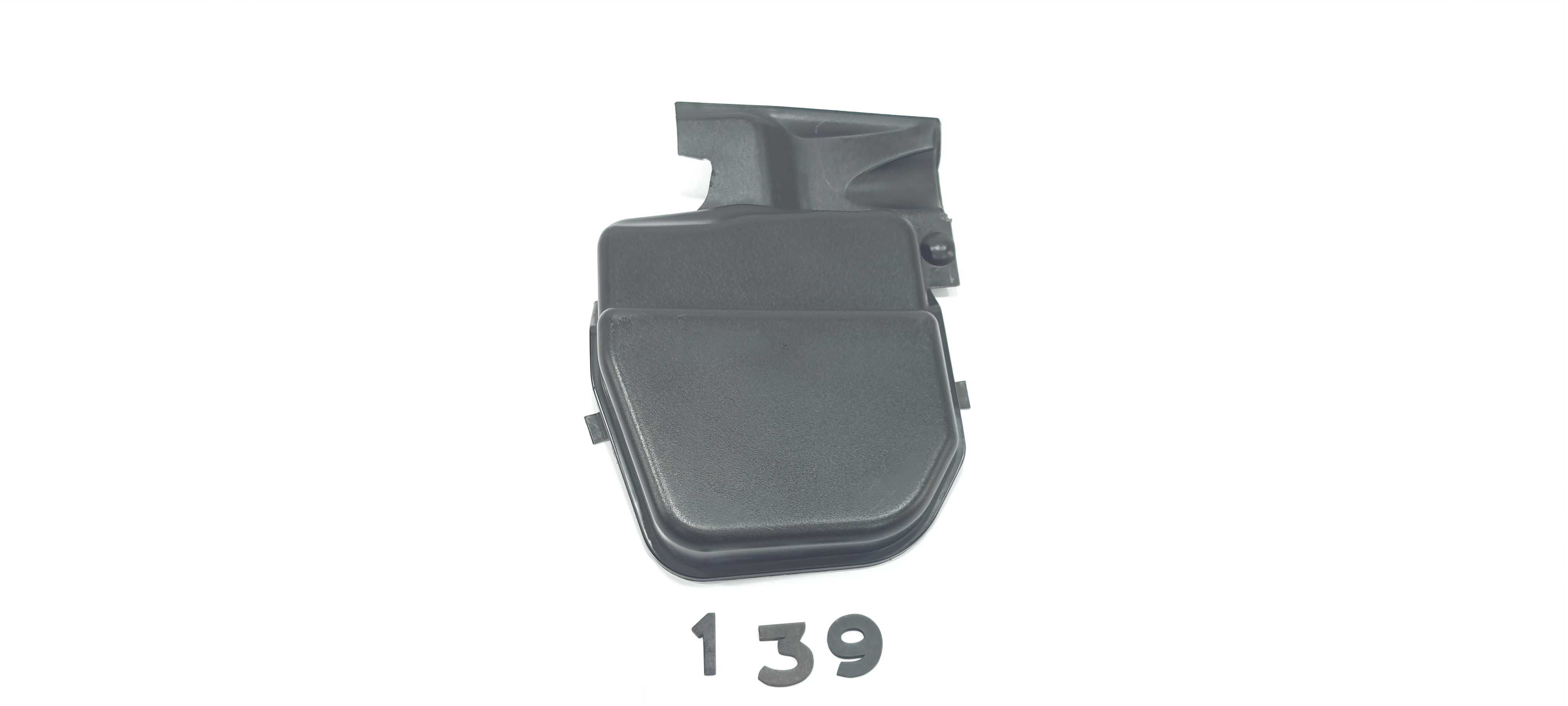 Acabamento Churrasqueira Lado Esquerdo Bmw 118i 2011 V2262 2