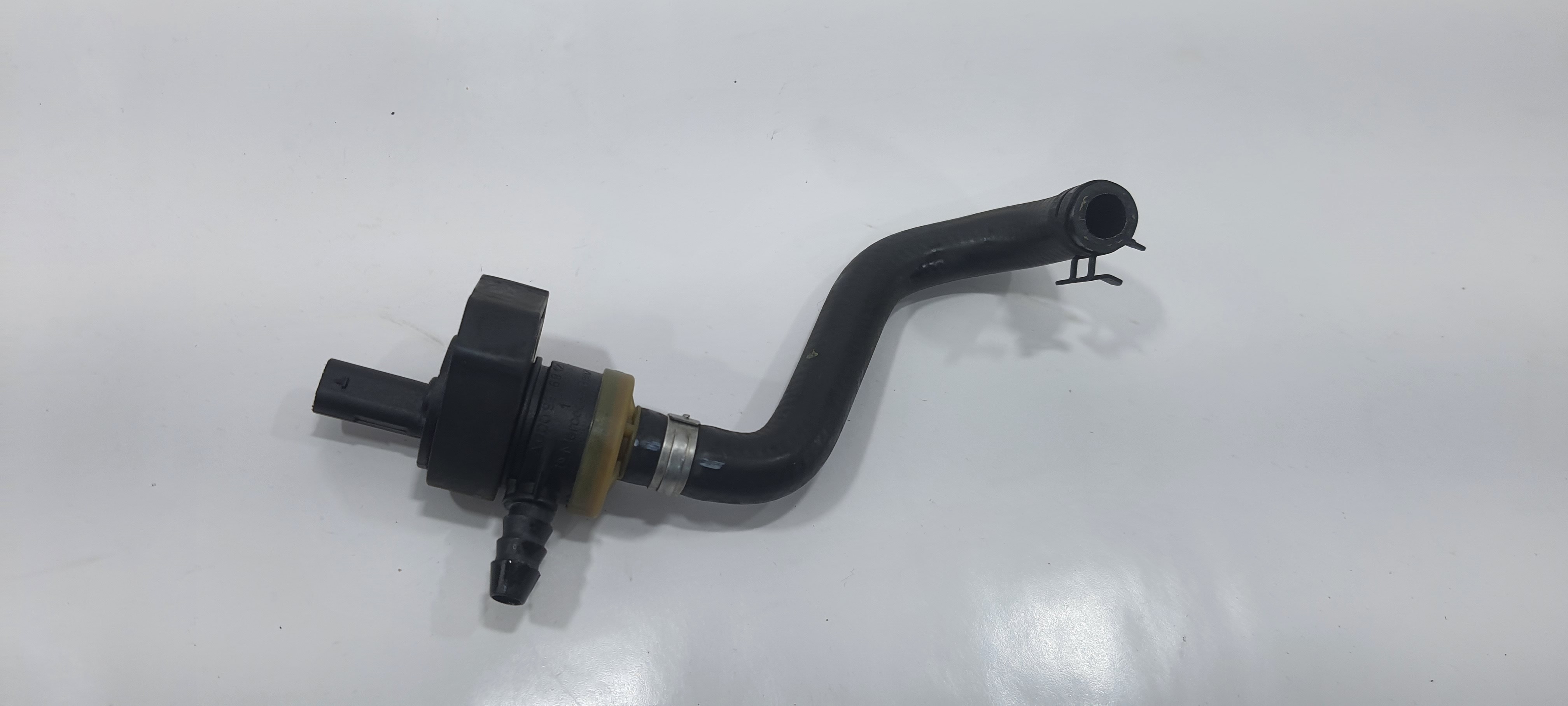 Valvula De Ventilação Mercedes Gla 200 1.6 2018 V2268 3