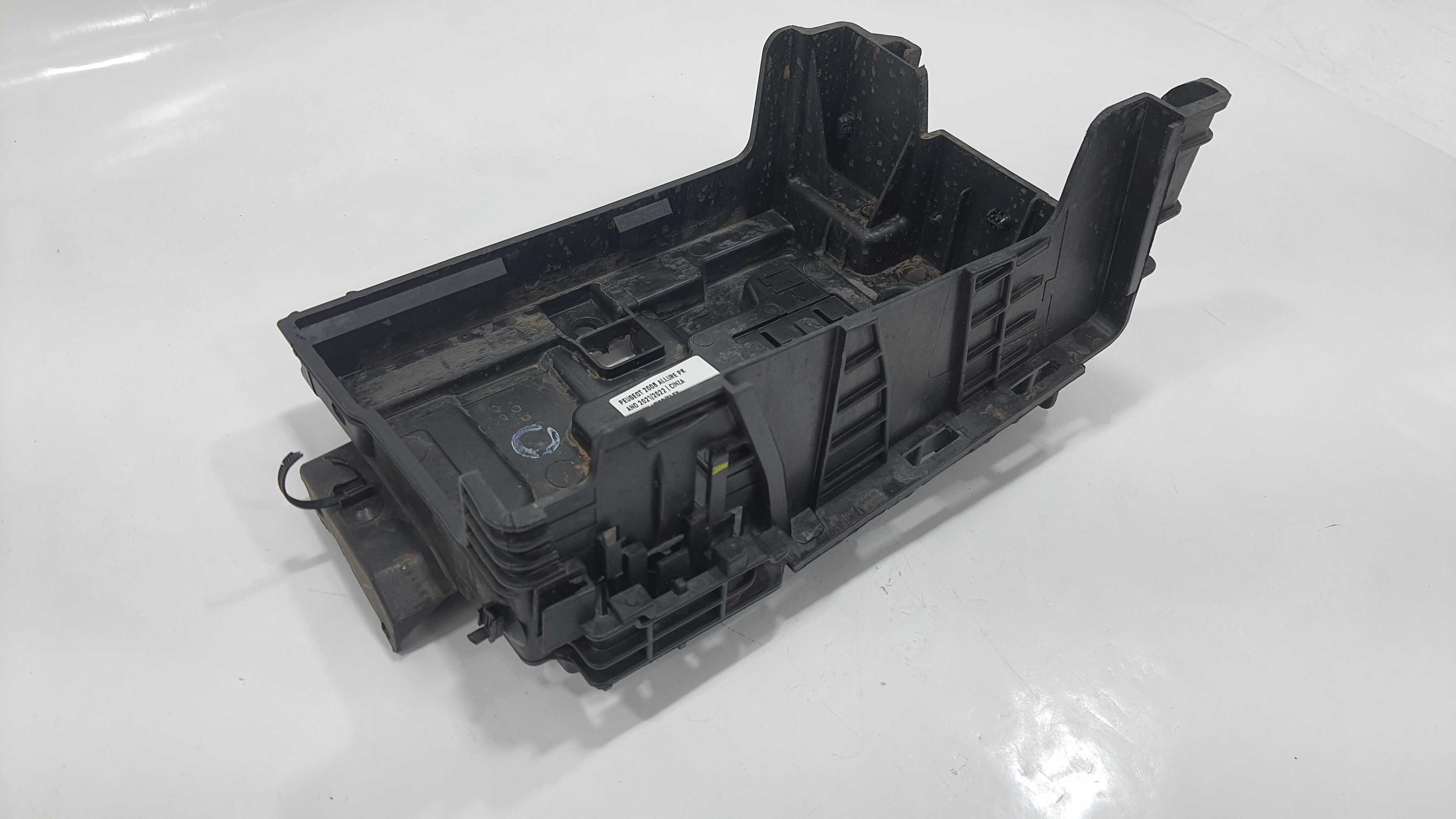 Caixa De Bateria Peugeot 2008 Ano 2022 V2252 Preto 2