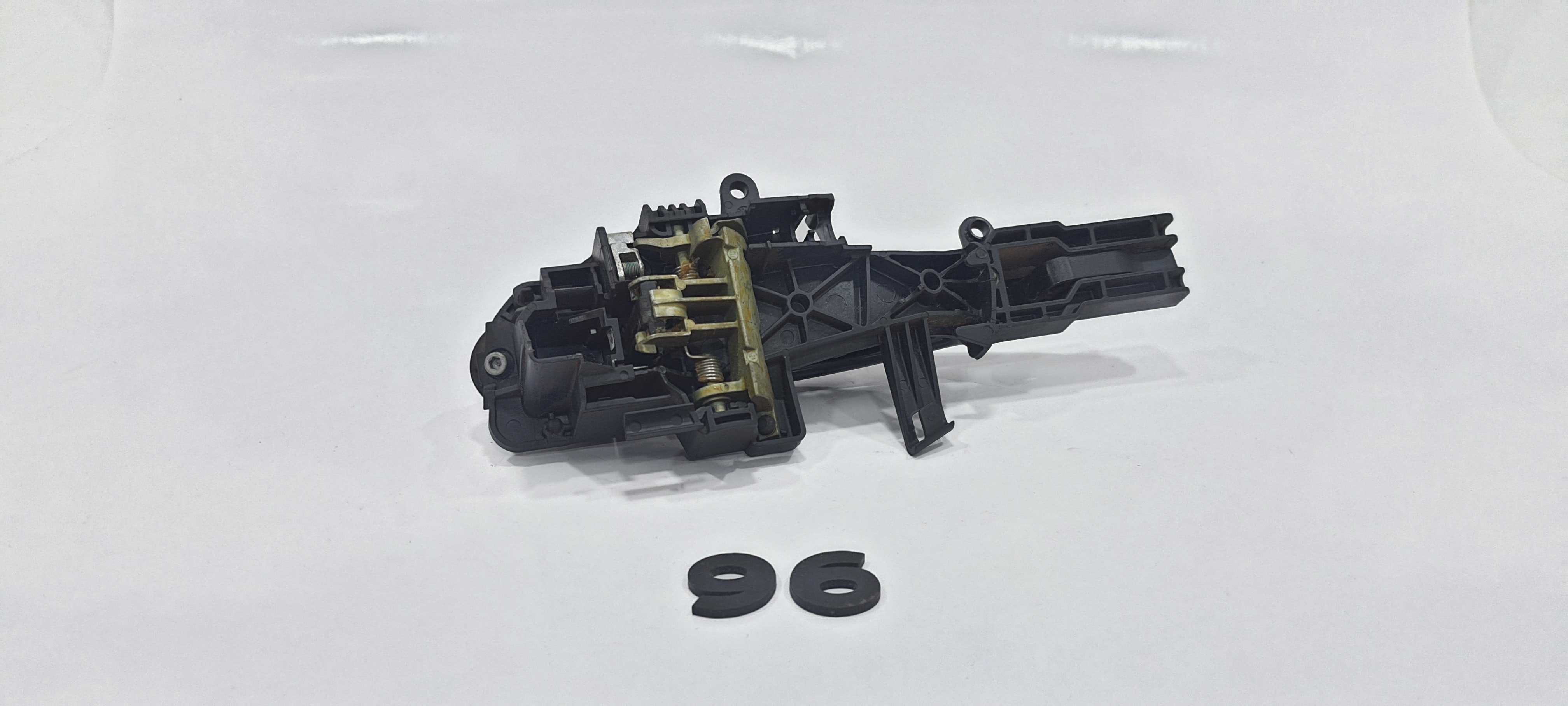 Maçaneta Externa Porta Traseira Direita Bmw 118i 2011 V2262 5