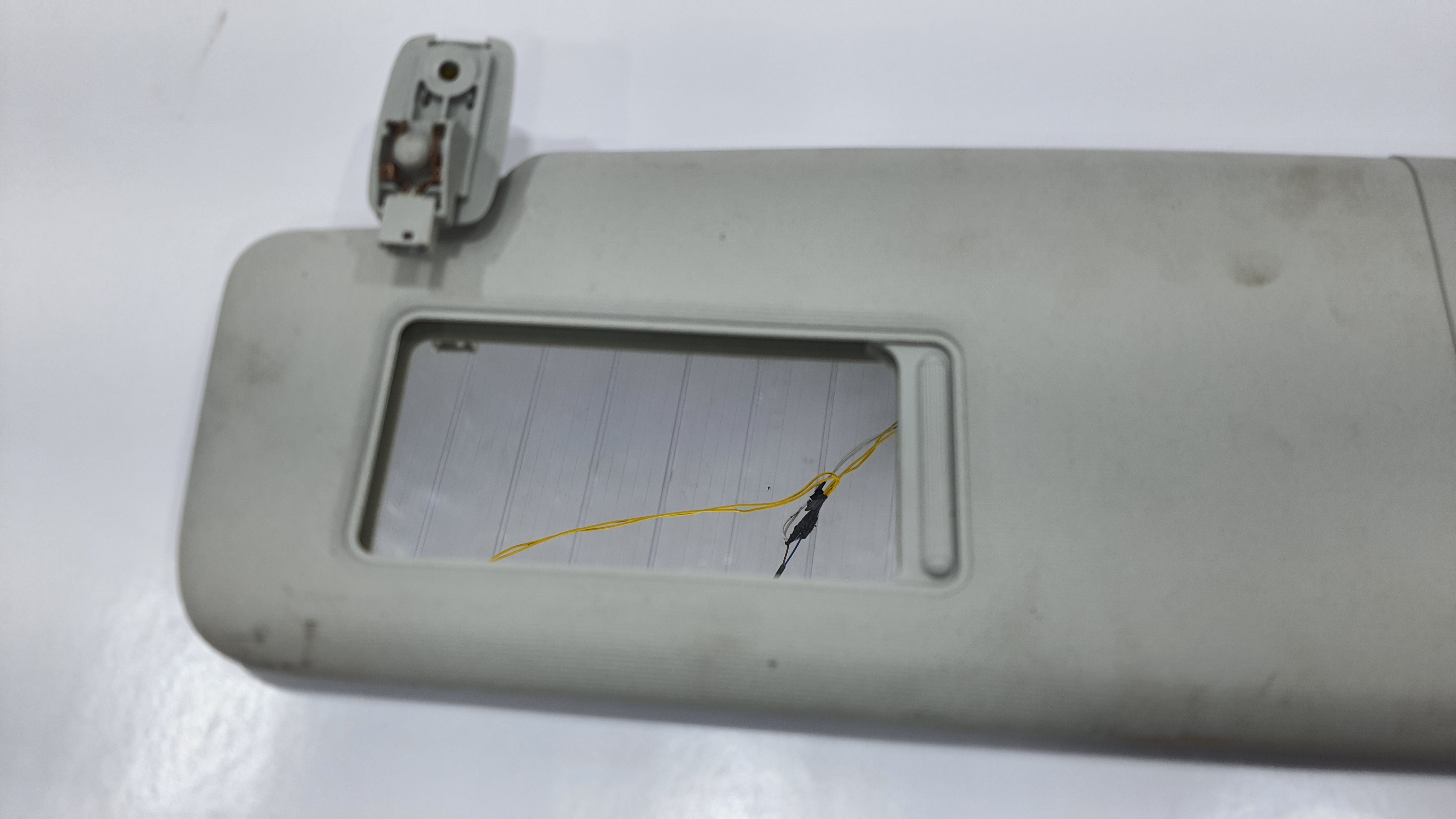 Quebrasol Lado Esquerdo Volkswagen Tiguan 2012 V2249 3