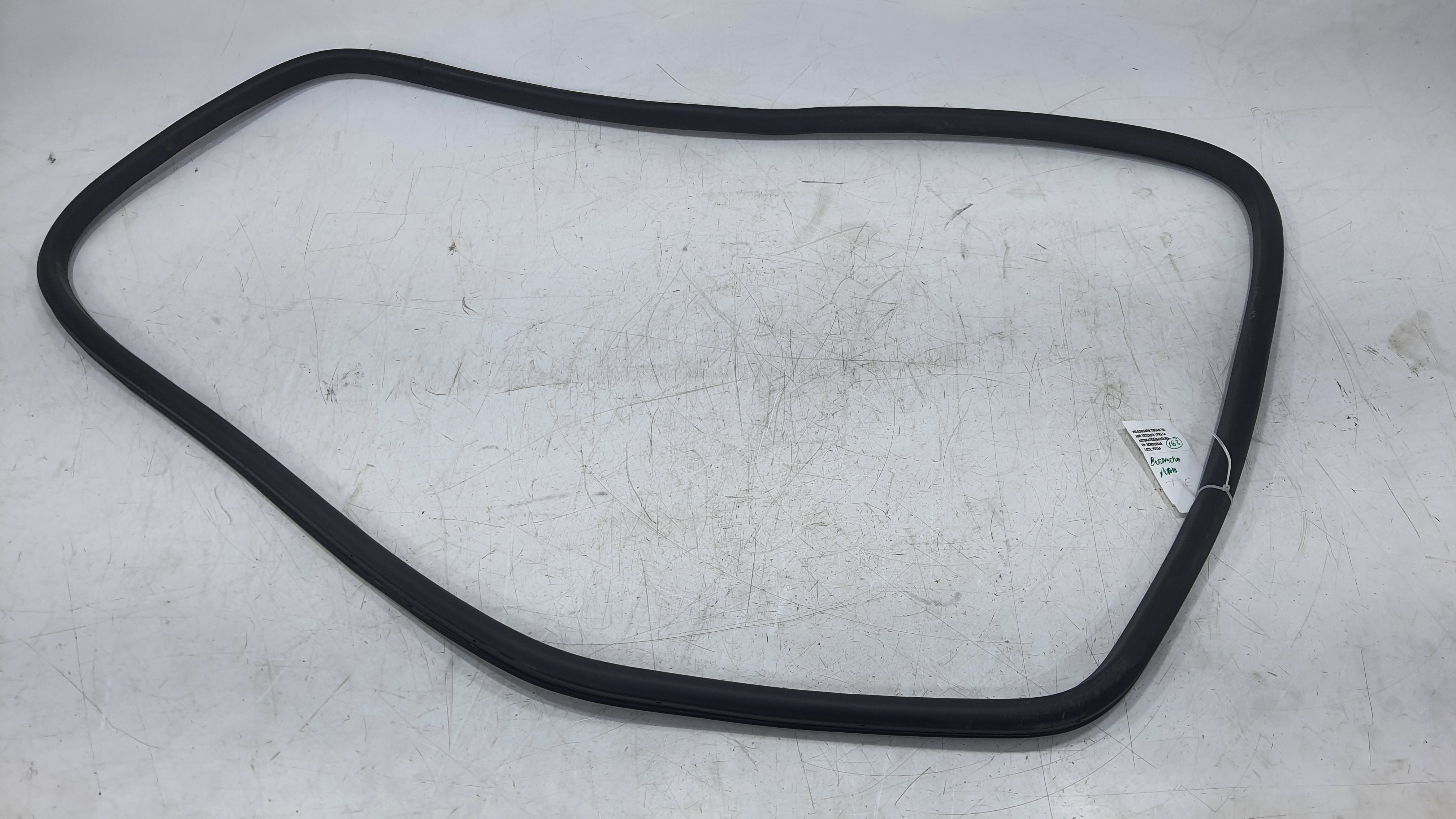 Borracha Porta Traseira Esquerda Tiguan 2012 V2249 2