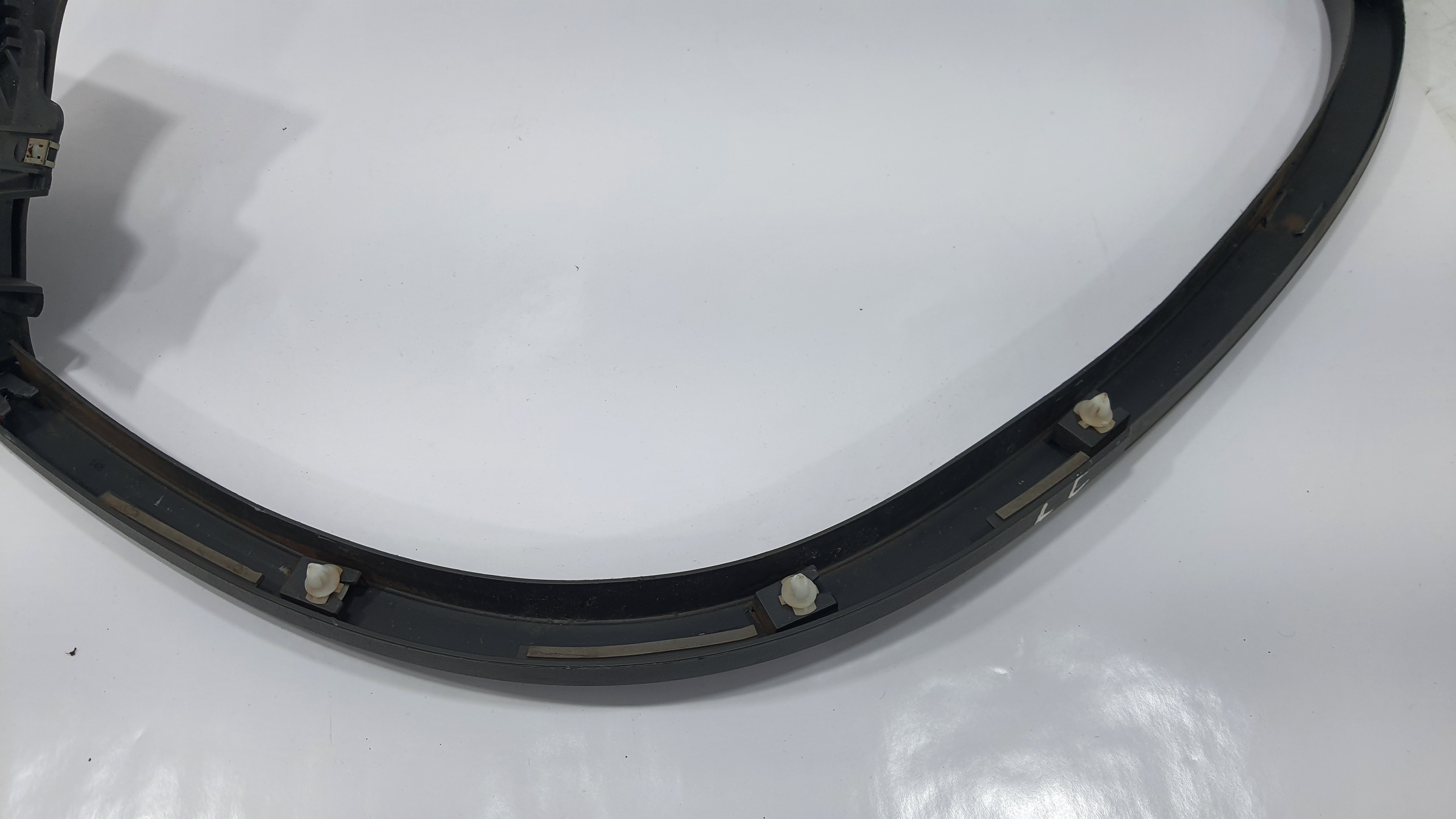 Moldura Vão Roda Traseira Esq Detalhe Tiguan 2012 V2249 Preto 5