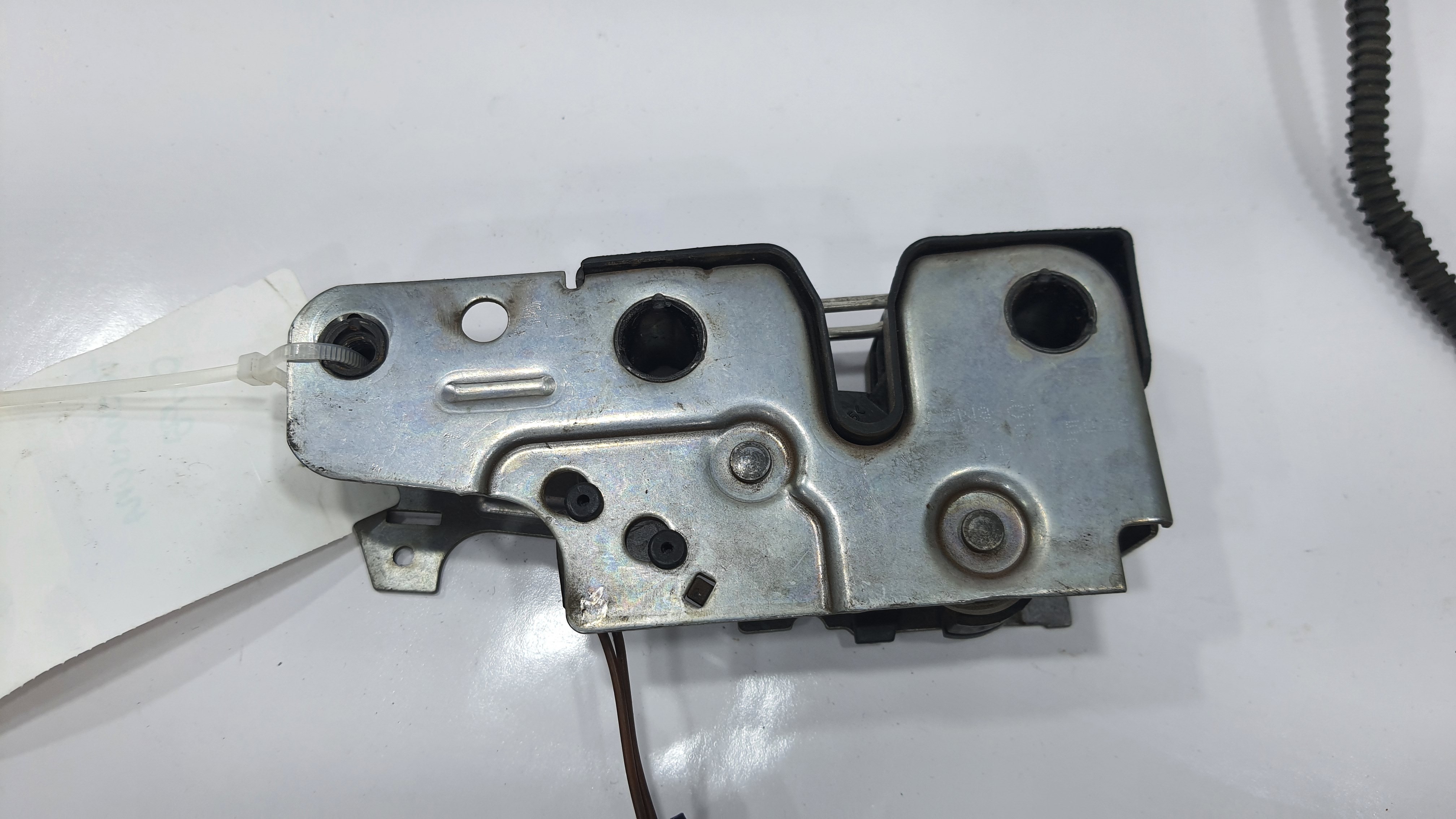 Fechadura Capo Volkswagen Tiguan 2012 V2249 5