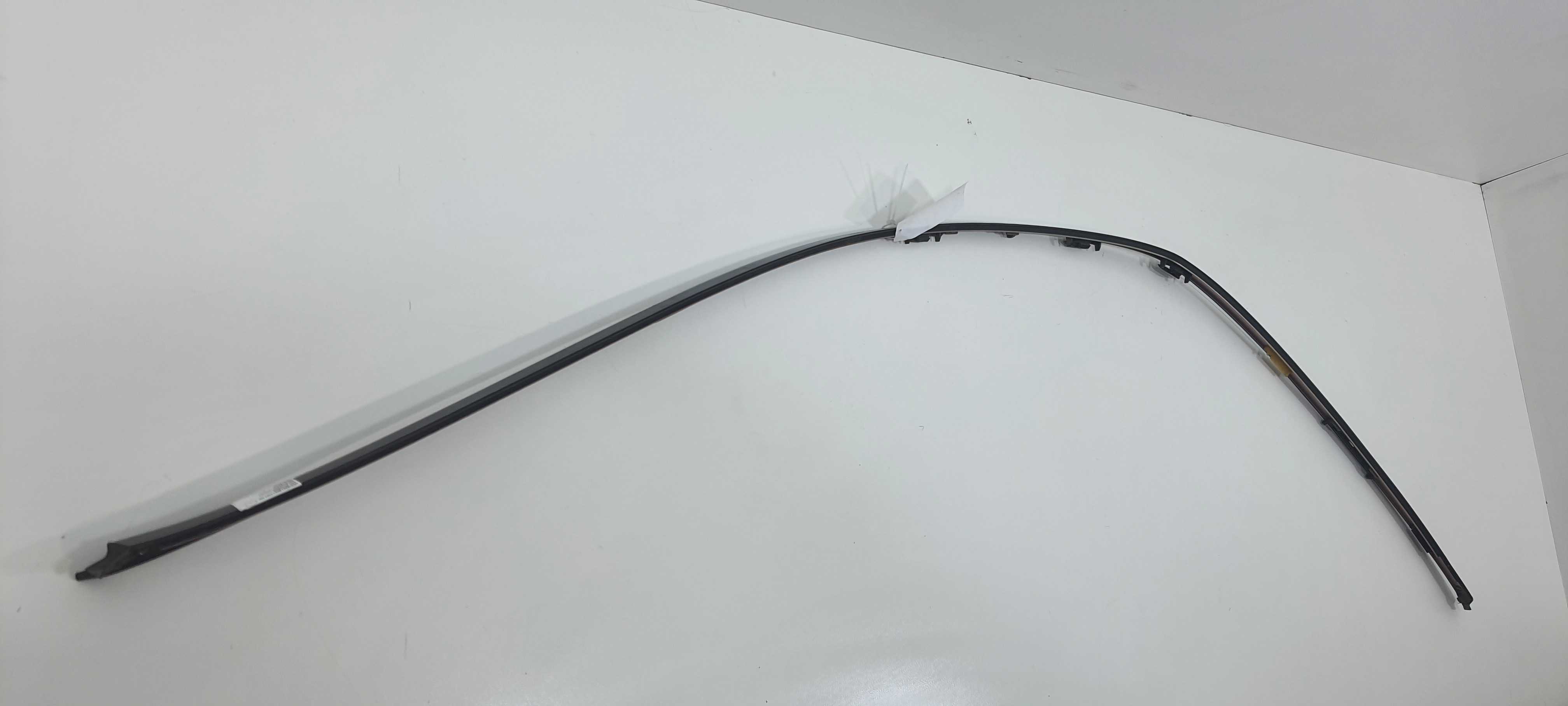 Friso Lateral Teto Esquerdo Mercedes-benz C180 2012 V2267 2