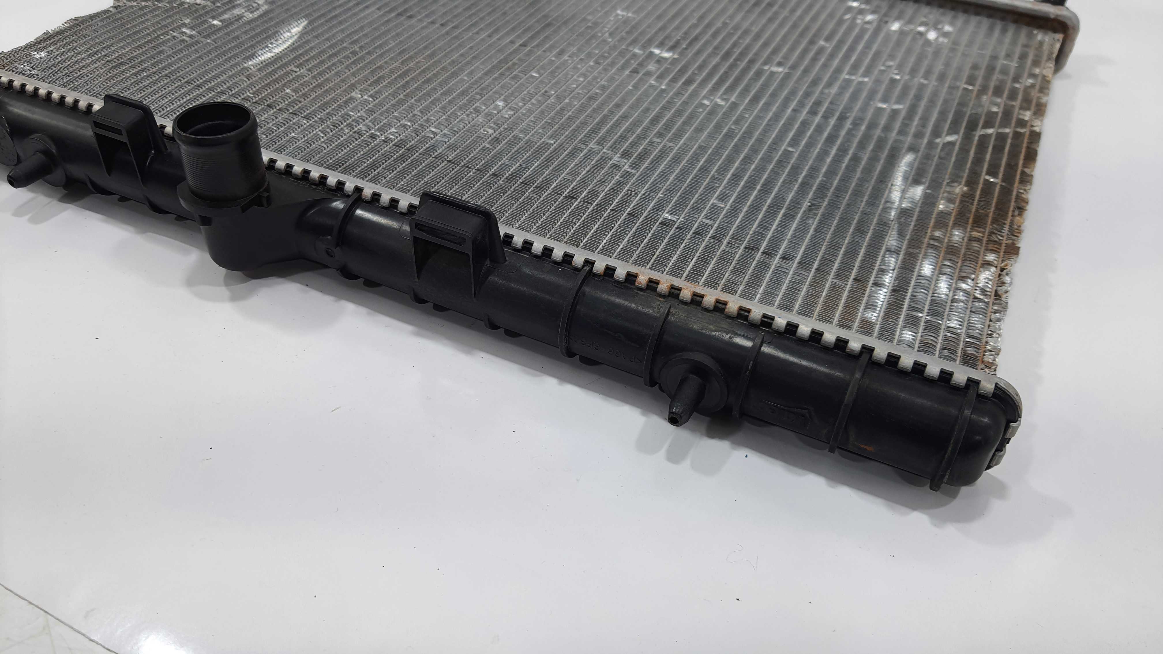 Radiador Peugeot 2008 1.6 16v 2022 V2252 4