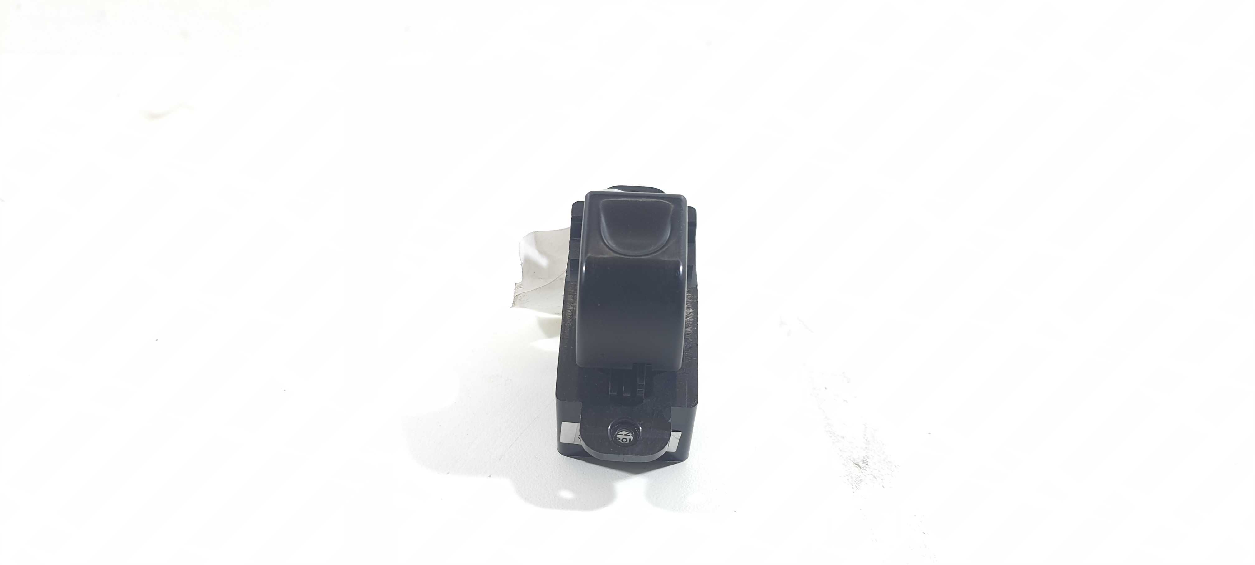 Botão Vidro Traseira Esquerda Jac J6 2.0 2014 V1205 2