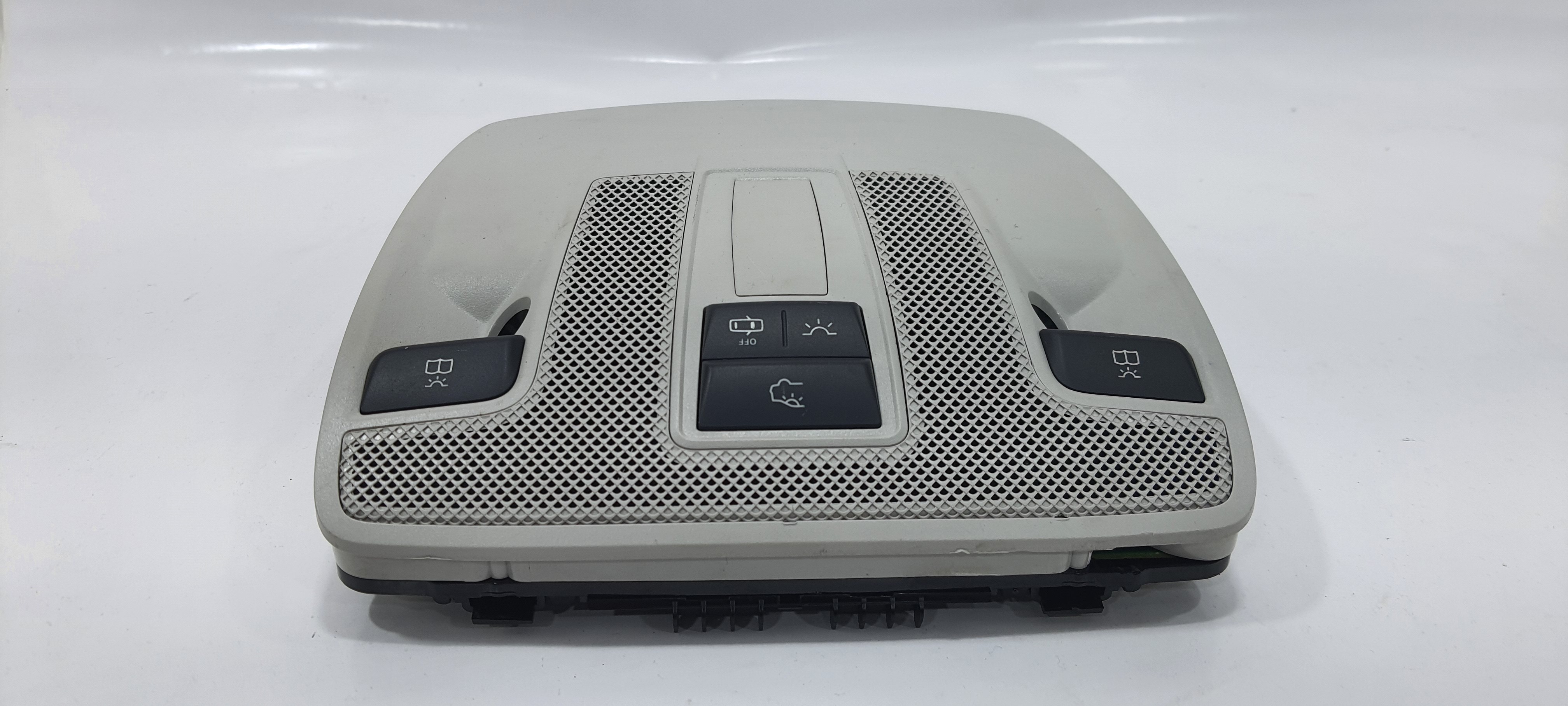 Luz De Teto Dianteira Mercedes Gla 200 1.6 2018 V2268 5