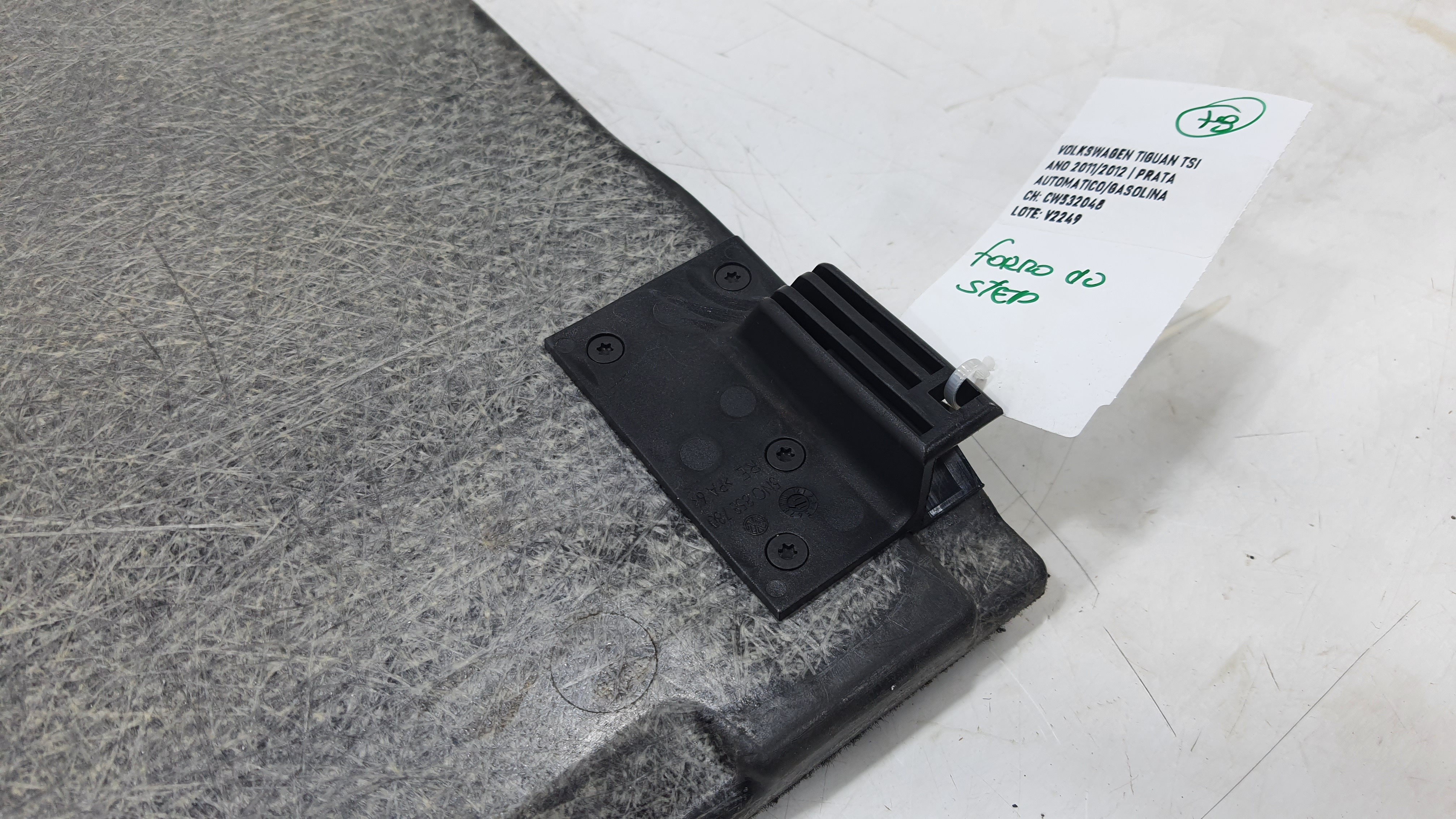 Forro Do Estepe Volkswagen Tiguan 2012 V2249 7