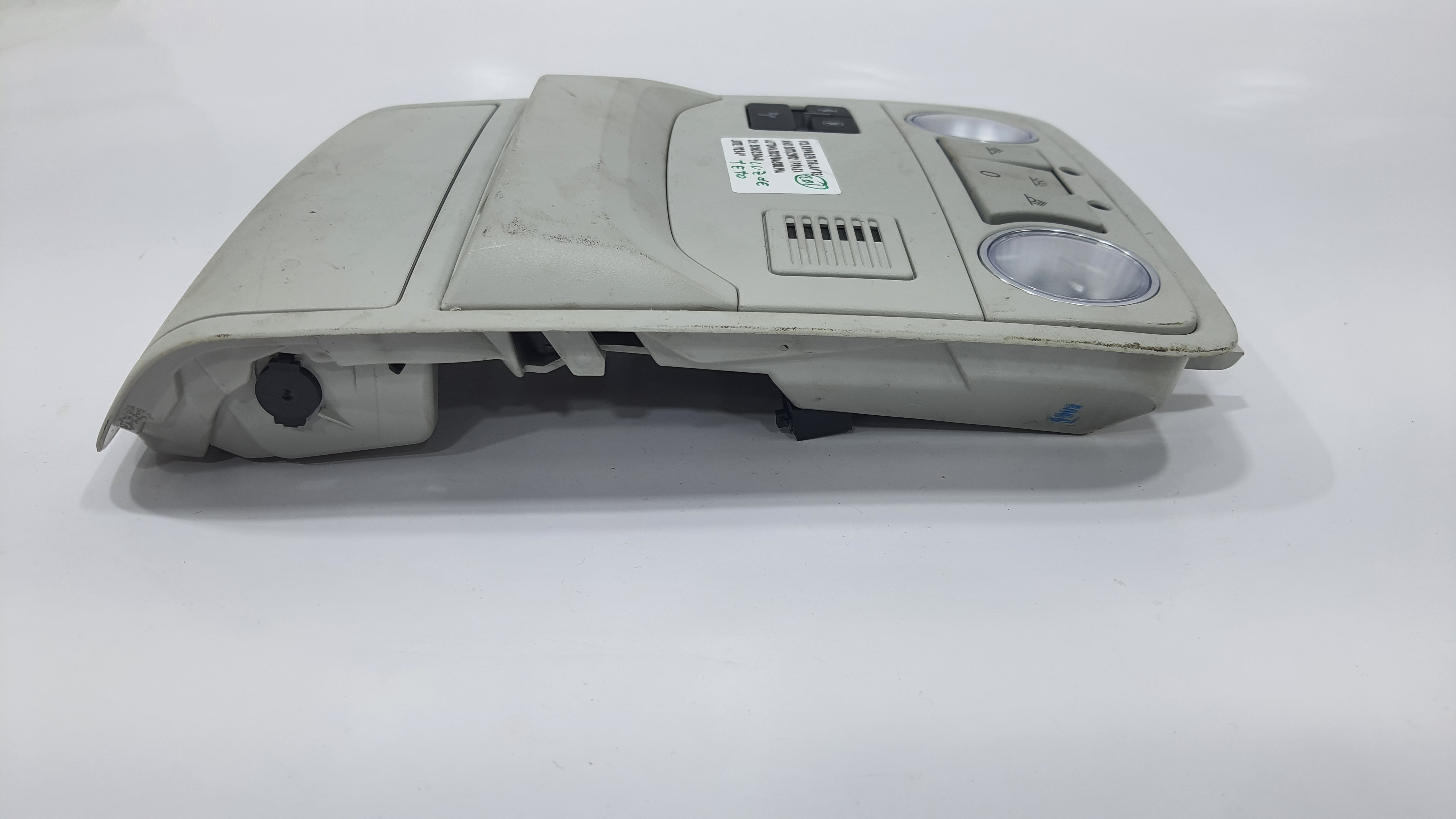 Luz De Teto Volkswagen Tiguan 2012 V2249 3
