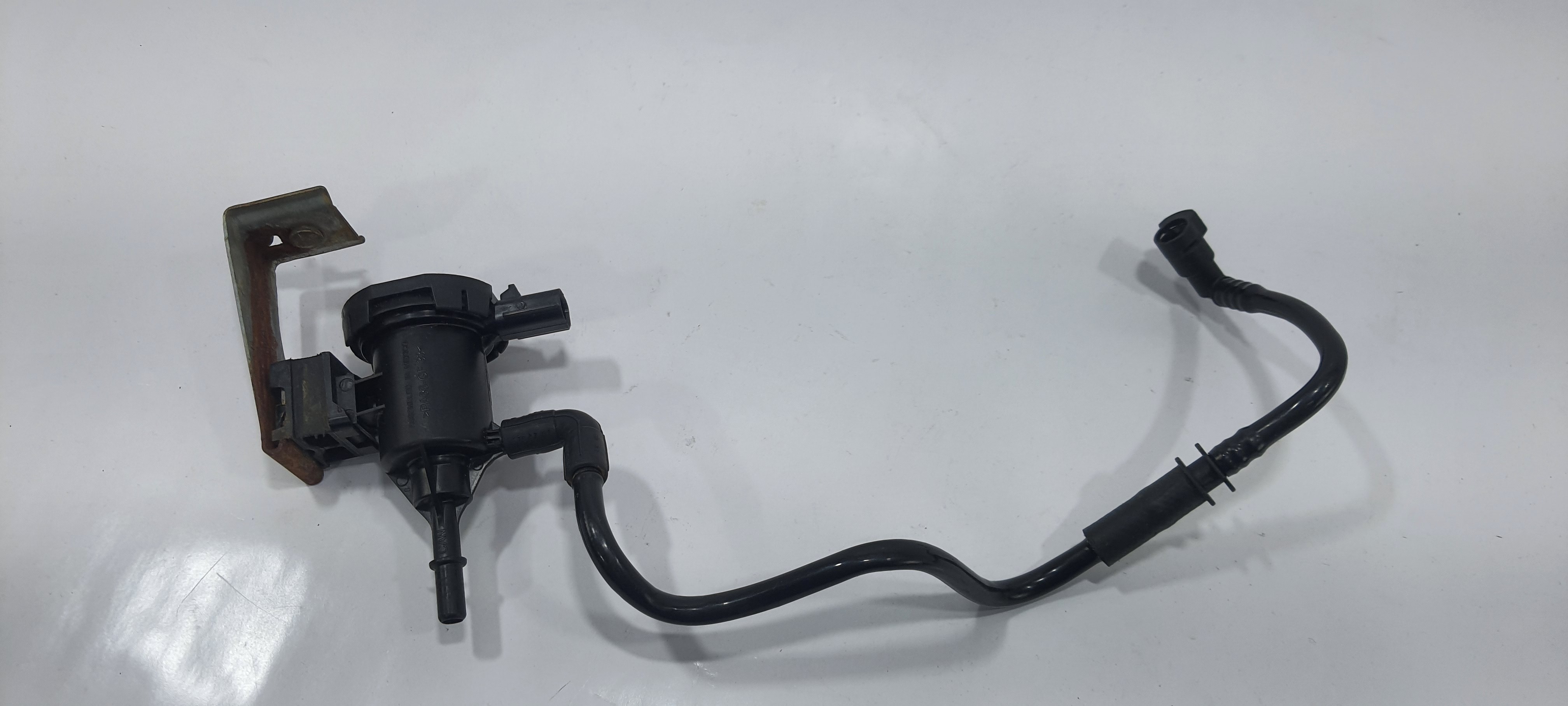Valvula Canister Mercedes Gla 200 1.6 2018 V2268 4