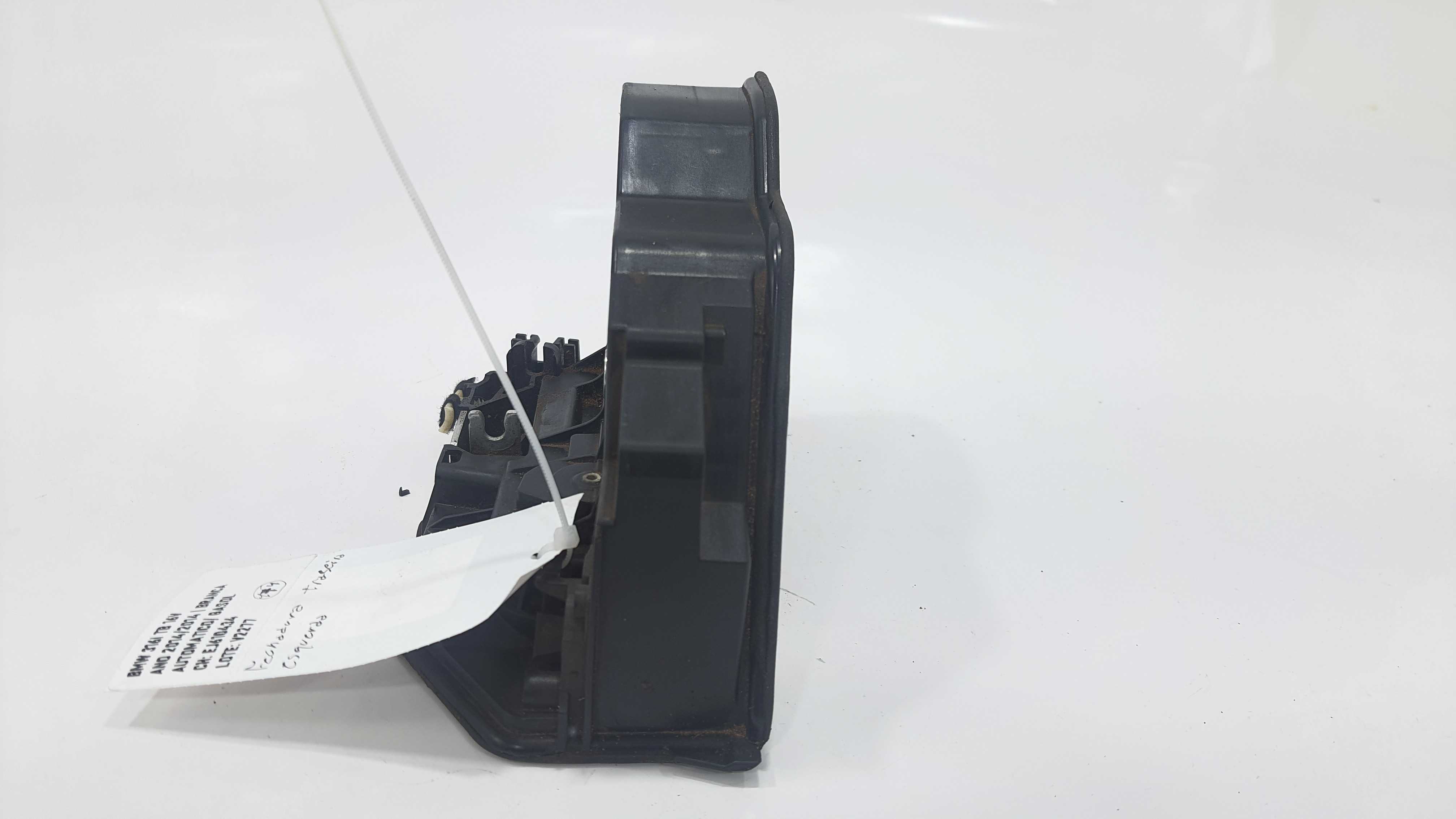 Fechadura Traseira Esquerda Bmw 316i 1.6 2014 Tb V2277 2